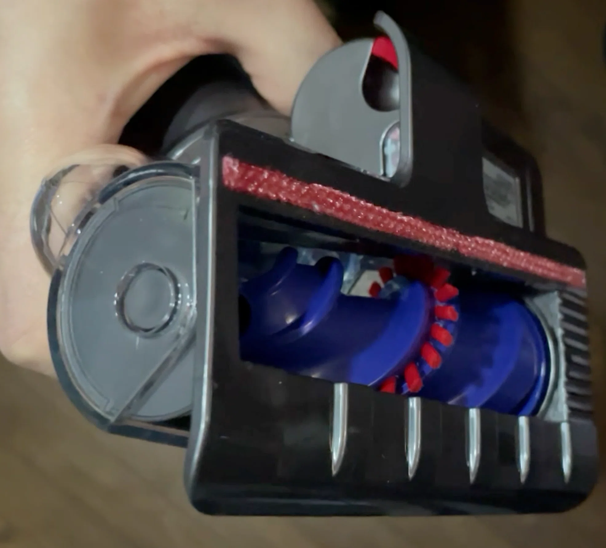 Dyson V12 Detect Slim Fluffy (SV46 FF EX AM) を買った話｜さささ