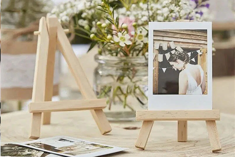 💒結婚式を彩るおしゃれなイーゼル＋ウェルカムボードの活用法