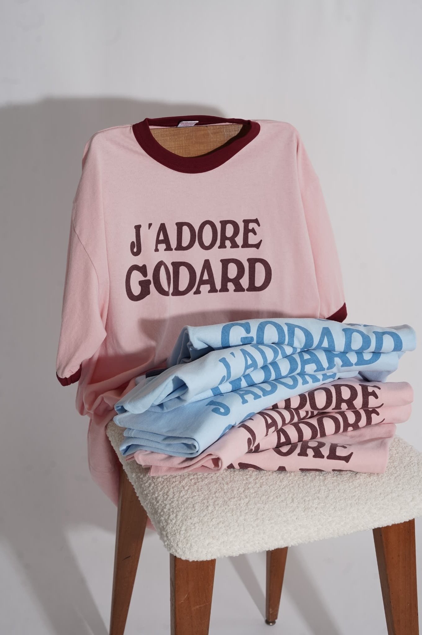Godard Haberdashery Tシャツ　リンガーT おしゃれな人が買ってよかった「最愛Tシャツ」6選。シュプリームの