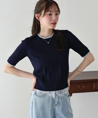 5分袖のサマーニットを紹介する「今日の普段着」の見出し画像。ワイドリブトップスで、一枚で着やすく、夏の普段着に使いやすい一着