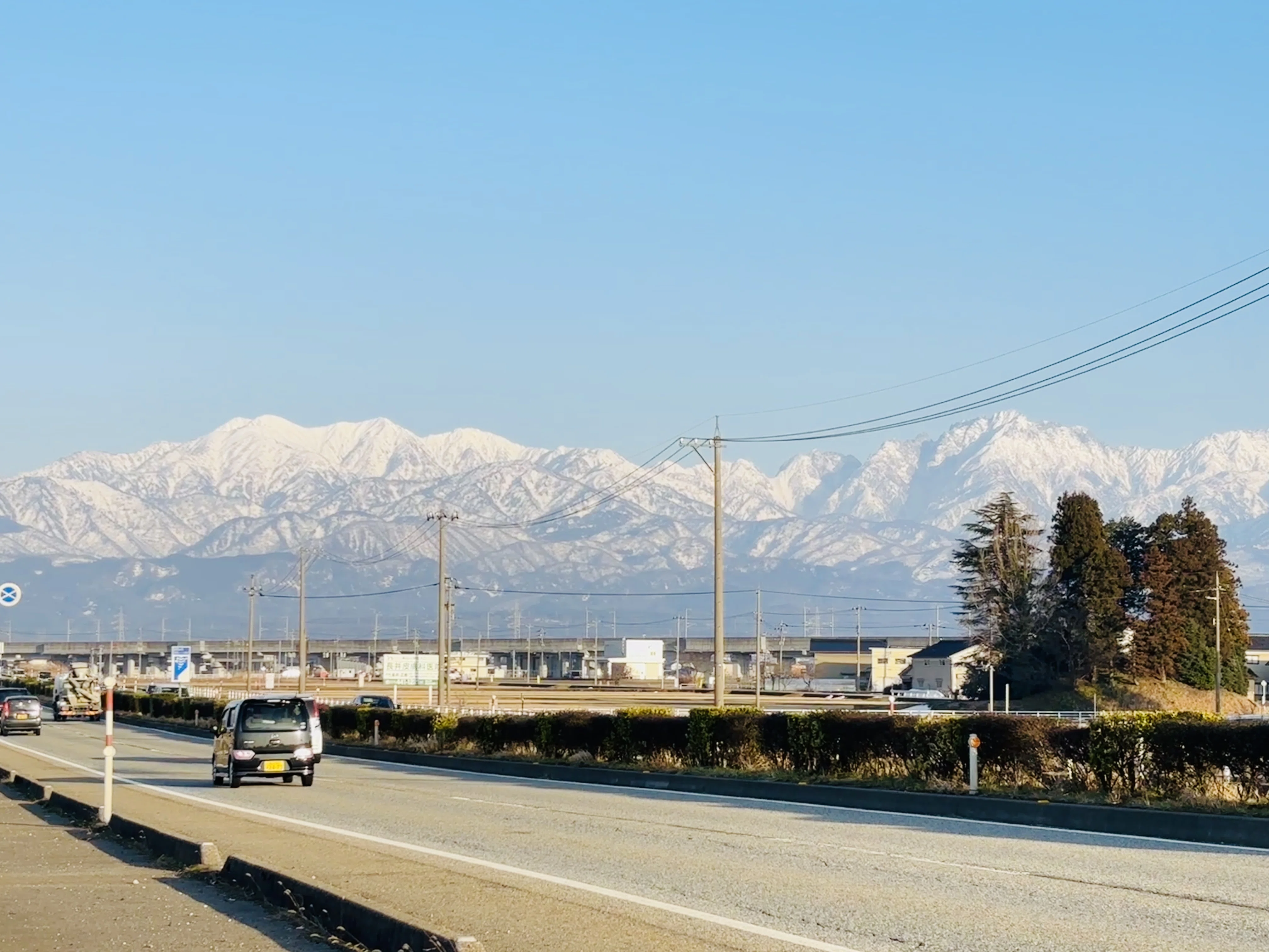 富山県富山市】絶景の立山連峰と、地酒を堪能。岩瀬ぶらり酒旅｜hinako