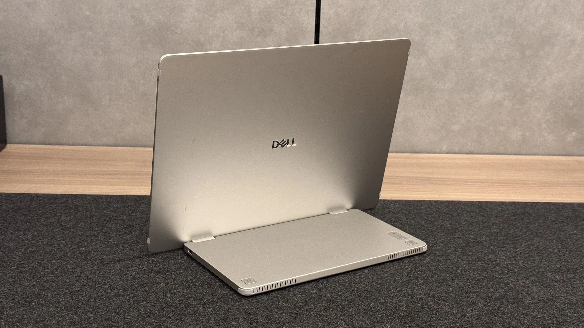 レビュー】Dell Pro 14 Plusポータブル モニター - P1425を使い倒す