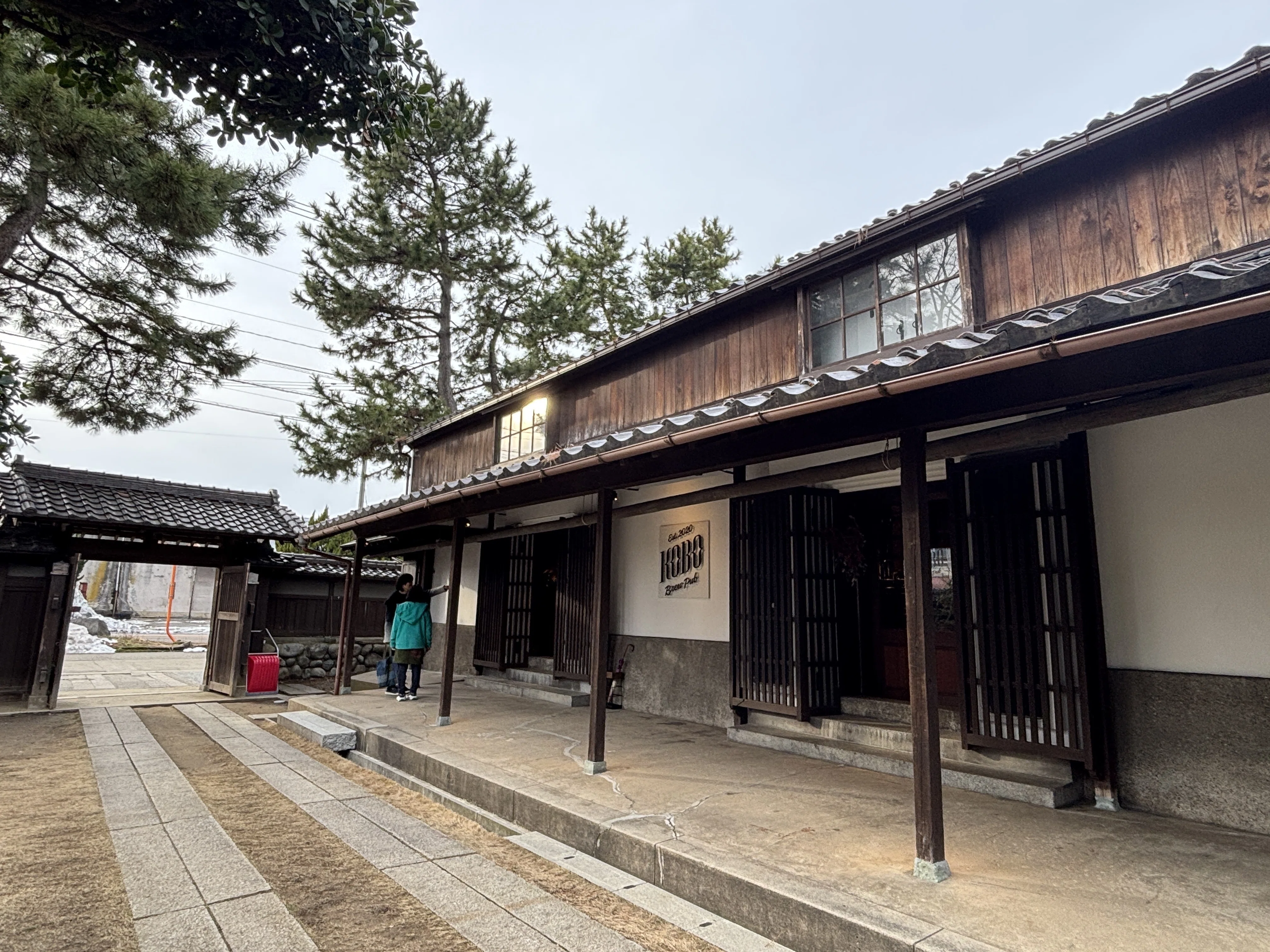 富山県富山市】絶景の立山連峰と、地酒を堪能。岩瀬ぶらり酒旅｜hinako