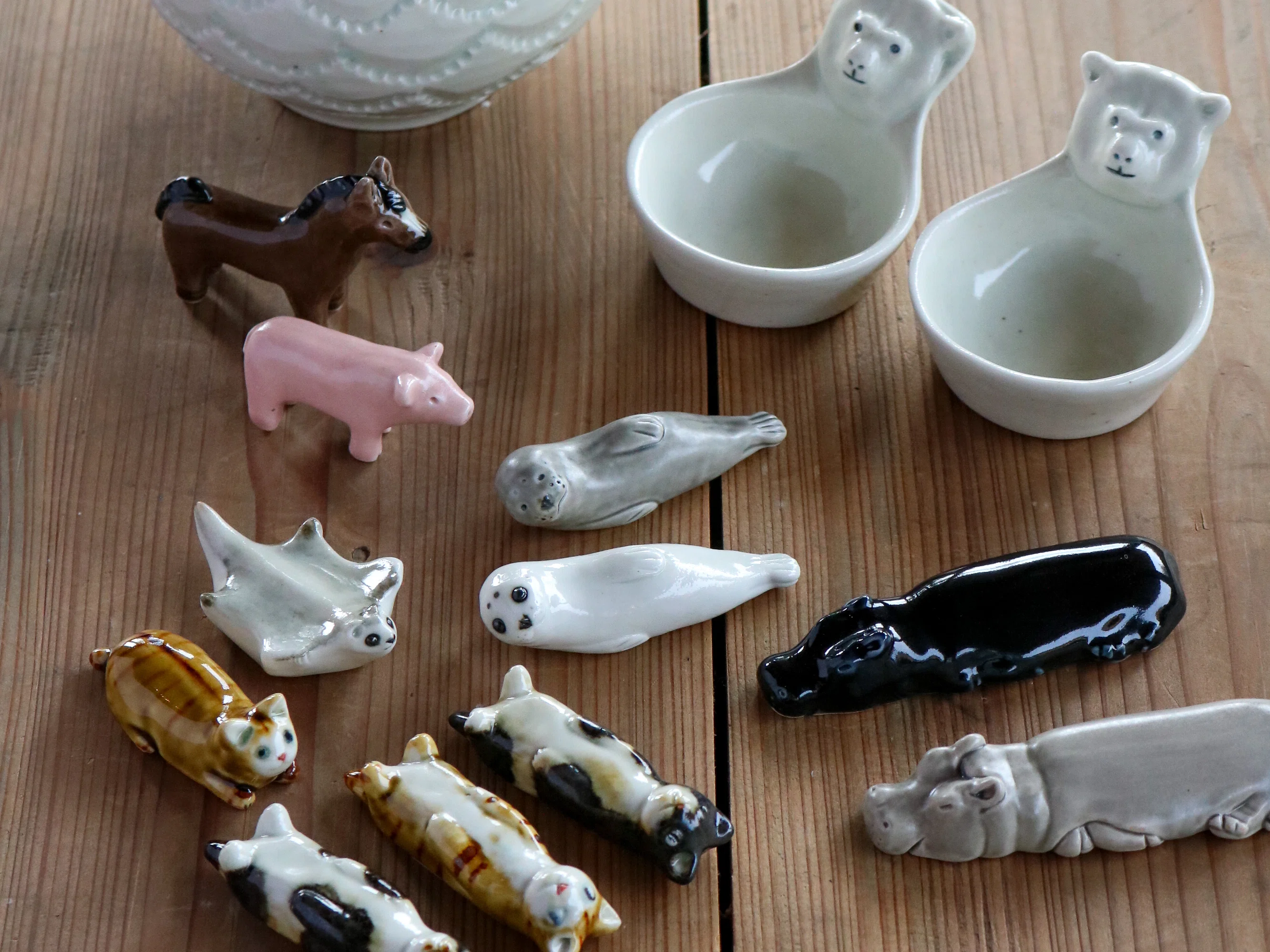 うつわやみたす　白鳥の蓋付き小物入れ 白鳥からはじまった、3年越しの展示。｜ころは -うつわと道具と喫茶室-