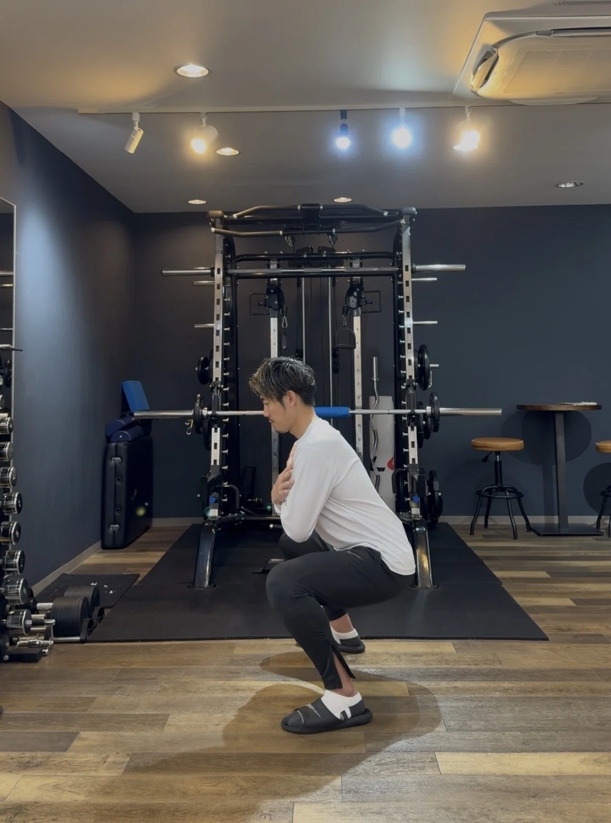 イノヴェイト　ウエイトトレーニング　スクワット Amazon.co.jp: inov8: GYM
