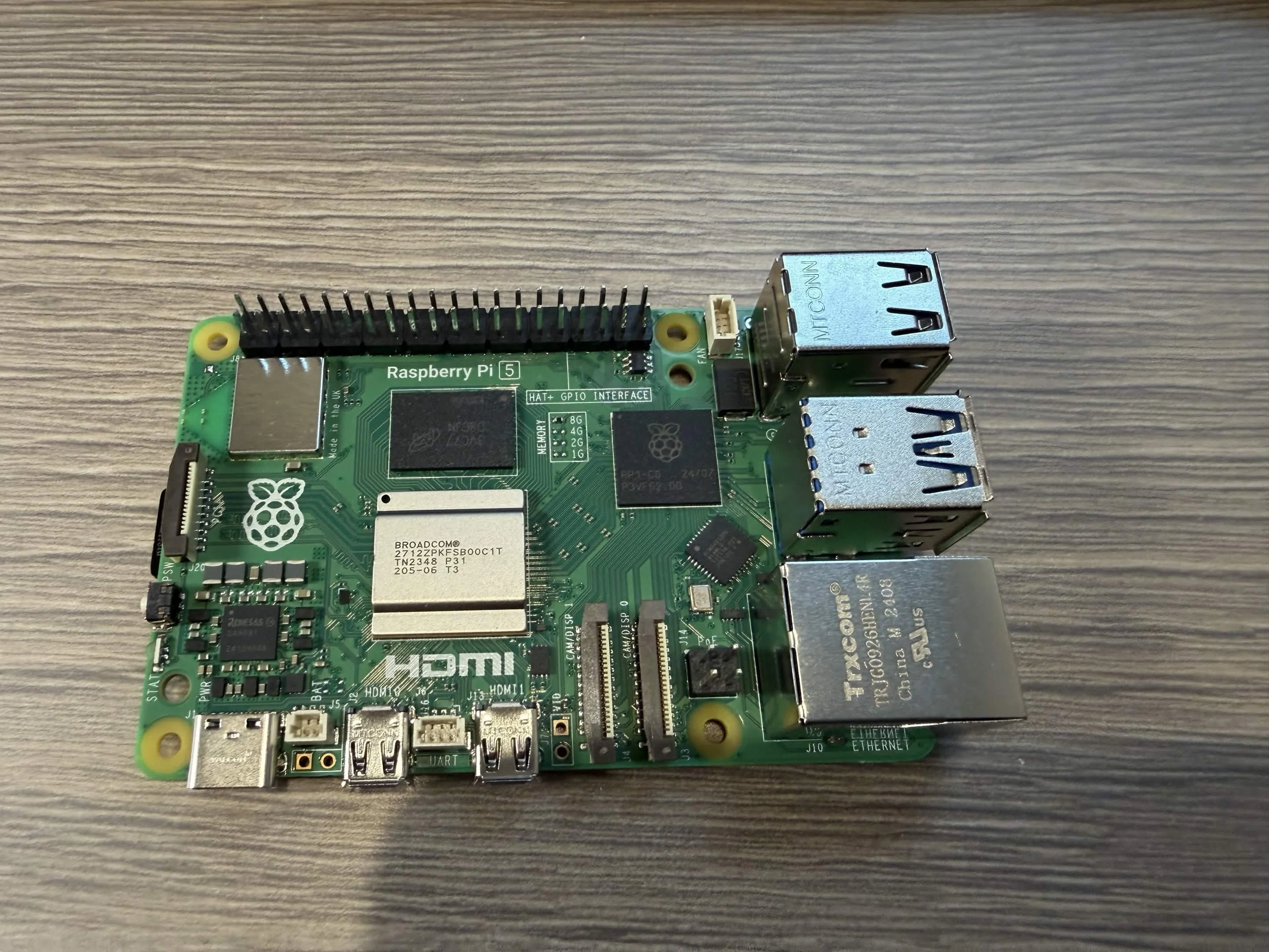 Raspberry Pi 5 8GB RAM 電源・ケース付