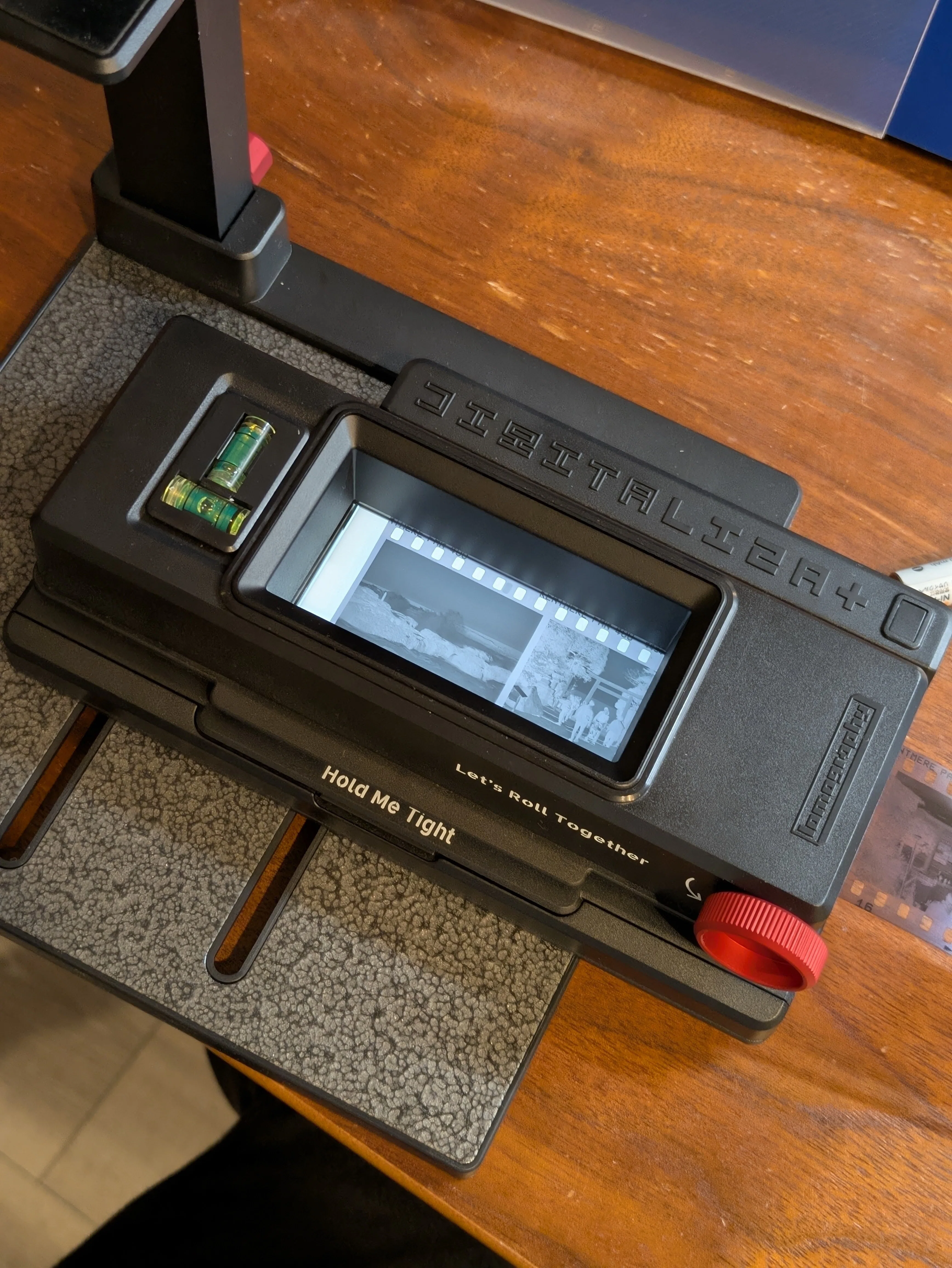 カメラのおはなし】Lomography Digitaliza Maxを使ってネガをスマホ