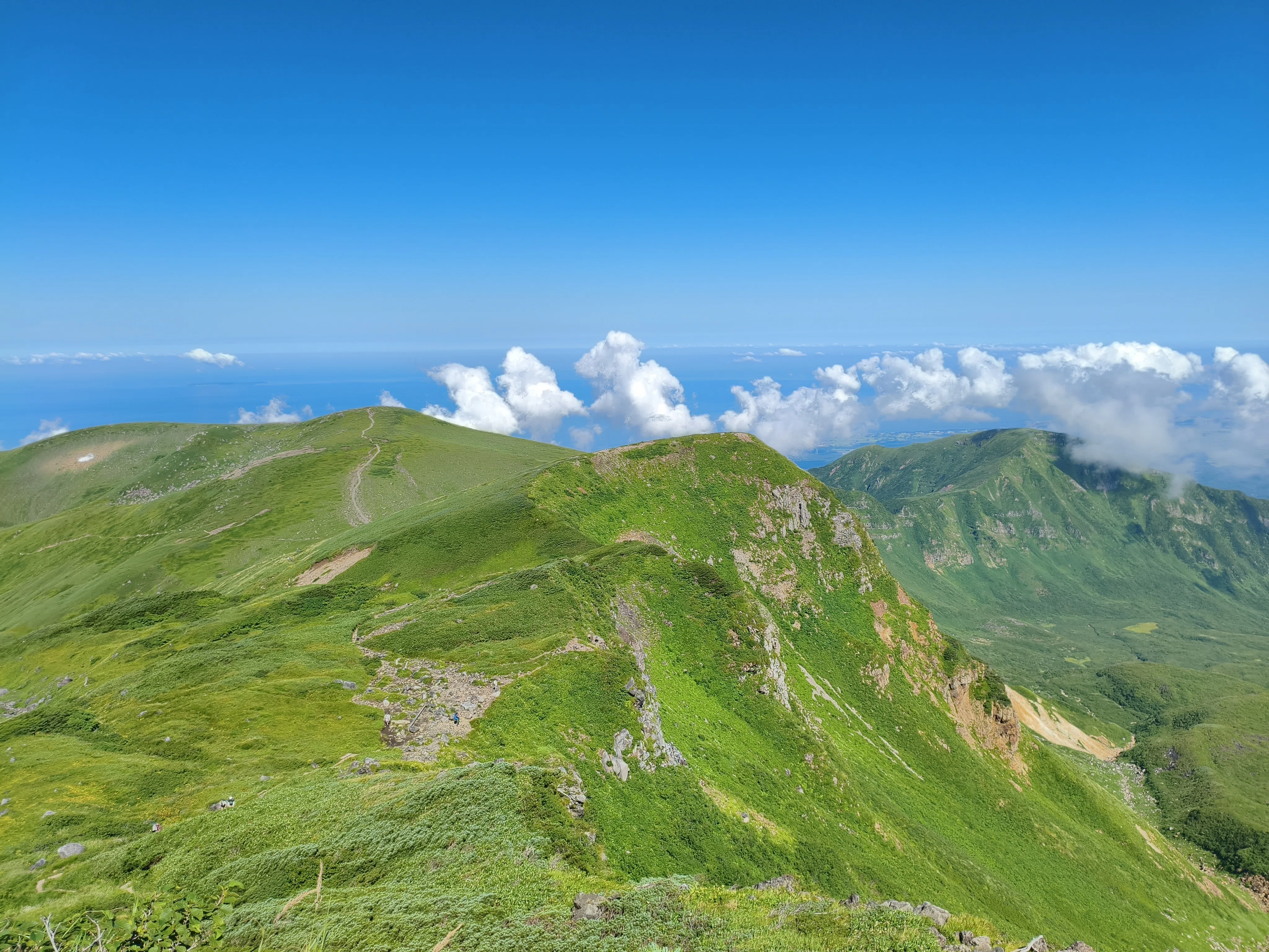 Mt. Chokai [Day 8] [Traveling Across Japan by Moped]｜ビッグスリー