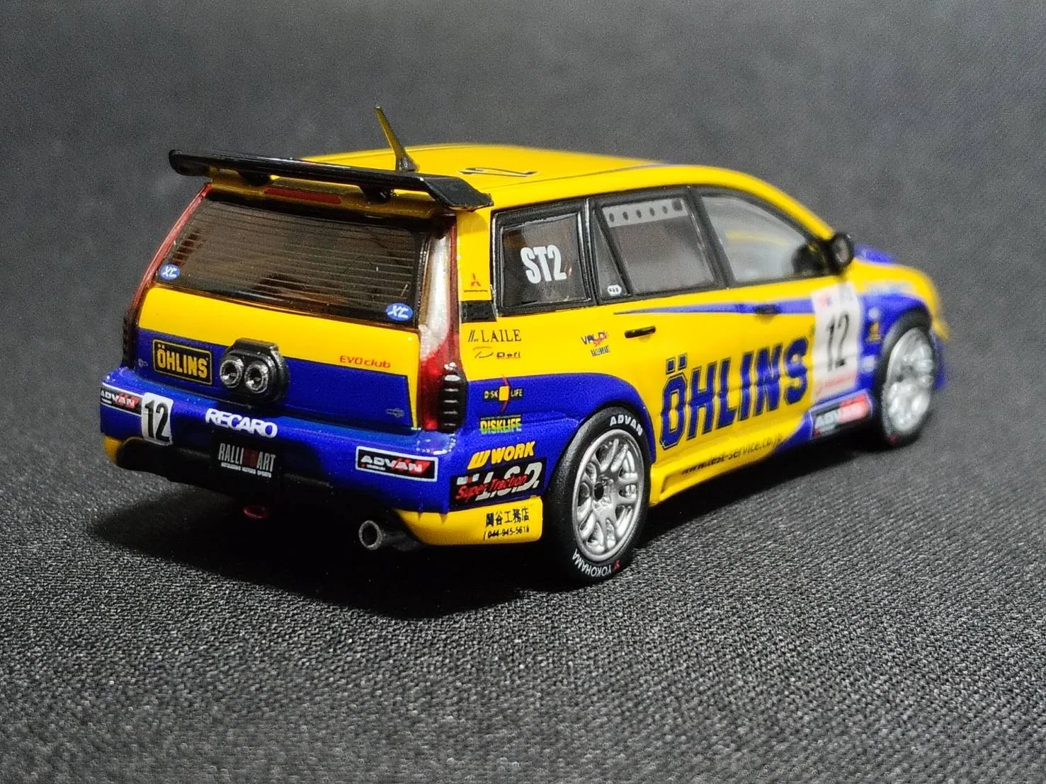 INNO64 1/64 MITSUBISHI LANCER EVO IX WAGON #12 