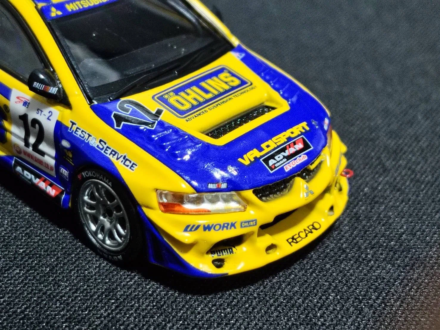 INNO64 1/64 MITSUBISHI LANCER EVO IX WAGON #12 