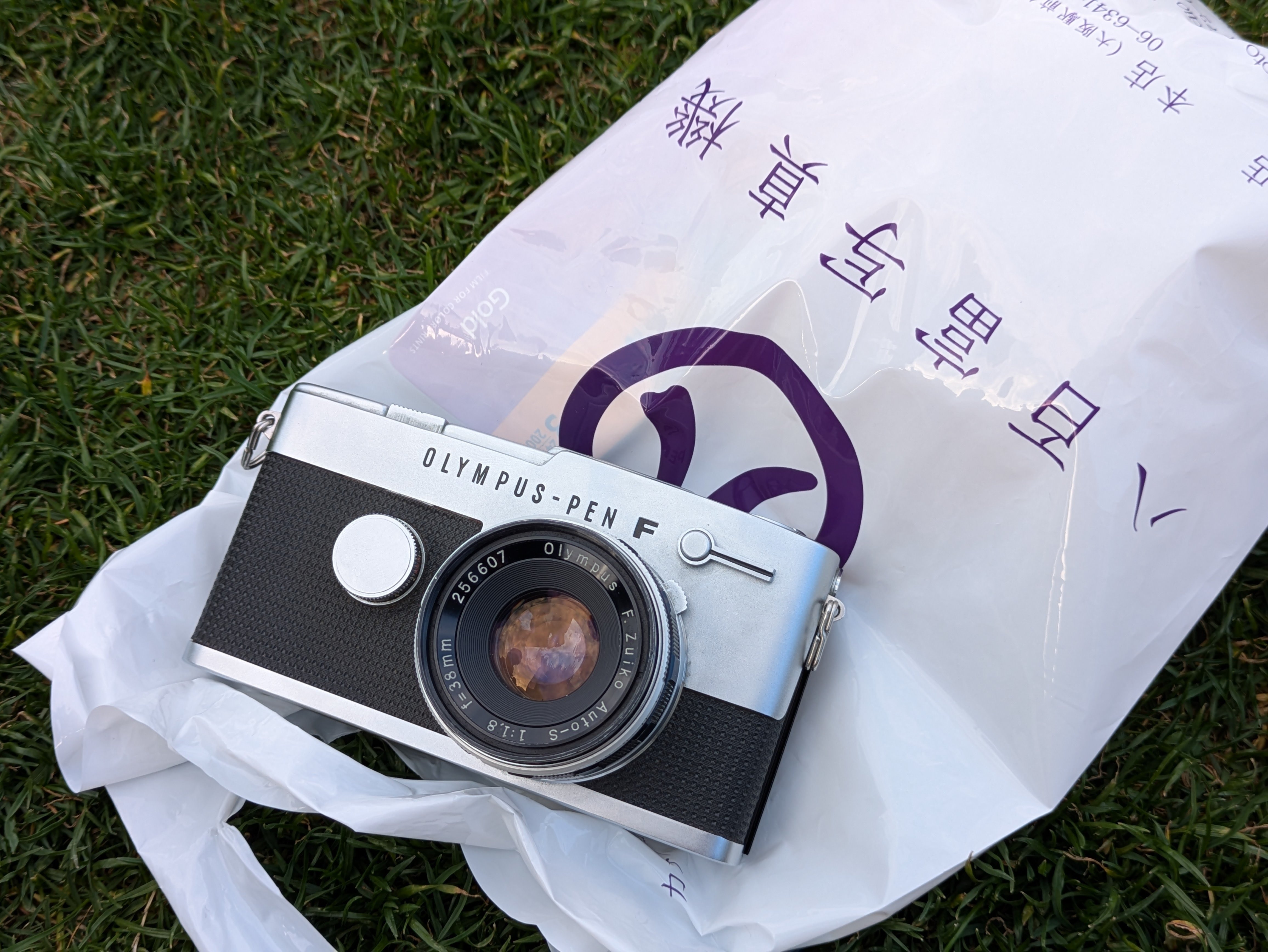作例つき作動品 OLYMPUS PEN FT レンズ2本付き ハーフカメラ 作例レビュー】OLYMPUS PEN FT #わたしのカメラ vol.166｜オリンパスの