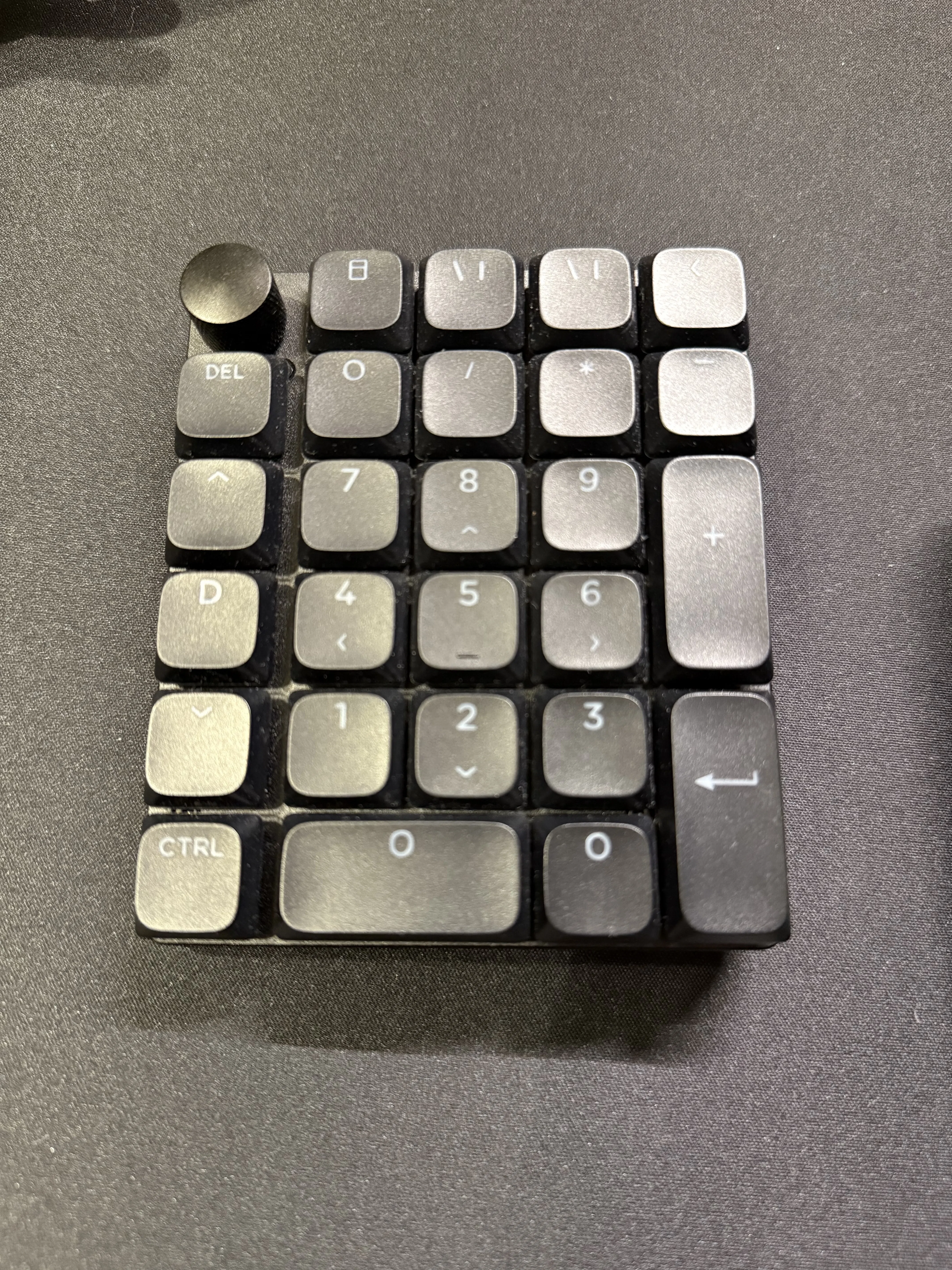Keychron K0 Max】テンキーを「左手デバイス」化。CADエンジニアの