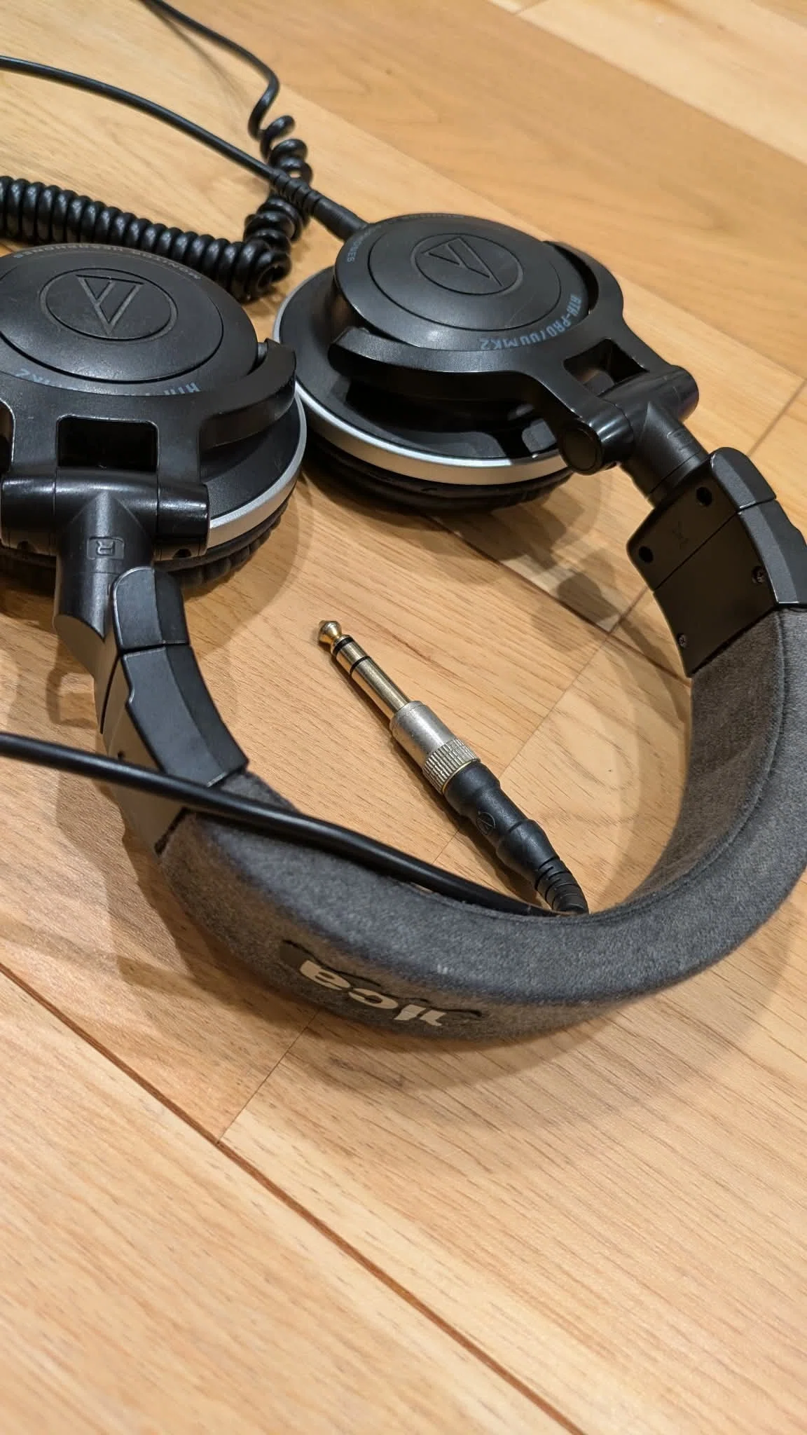 リモートワーク用にShokz OpenComm2を使ったレビュー。ついでに1万曲 リモートワーク用にShokz OpenComm2を使ったレビュー。ついでに1万曲