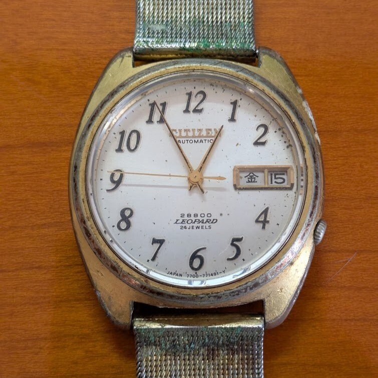 No.441 | Citizen | 4-770498Y | ケース処理は後回しな時計｜とある猫好き
