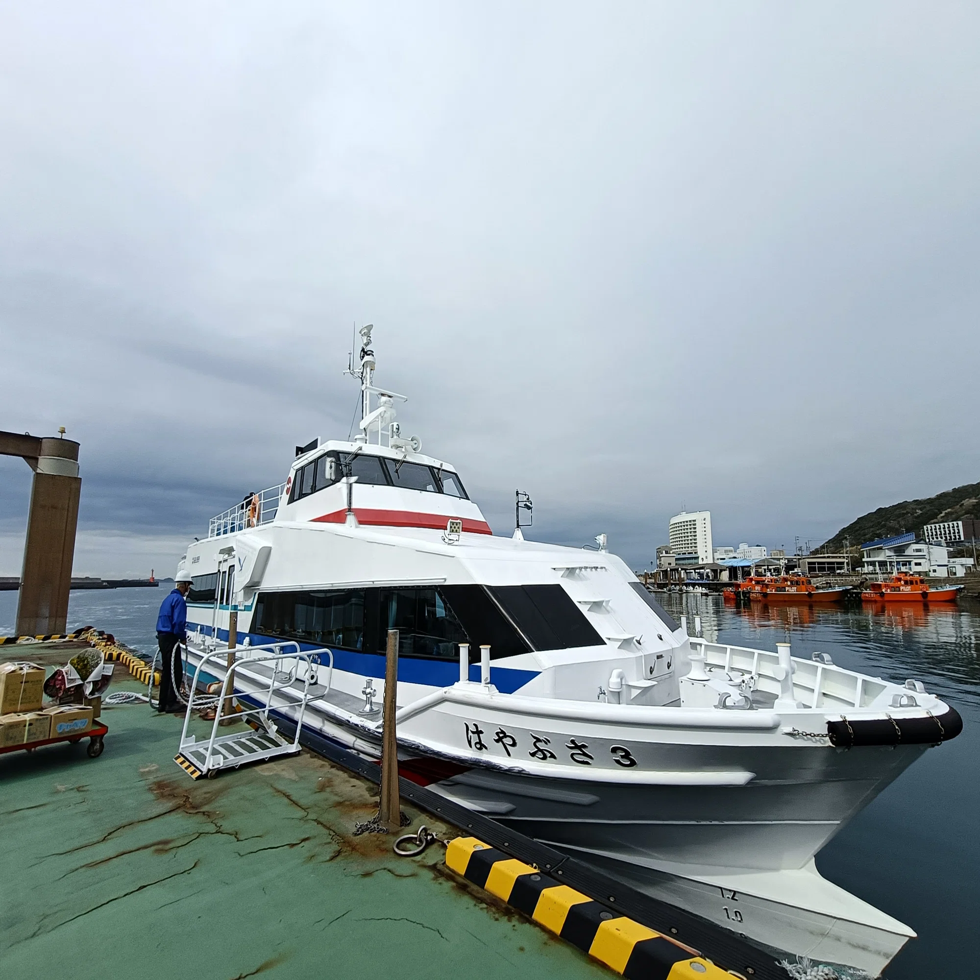 日間 賀島 フェリー