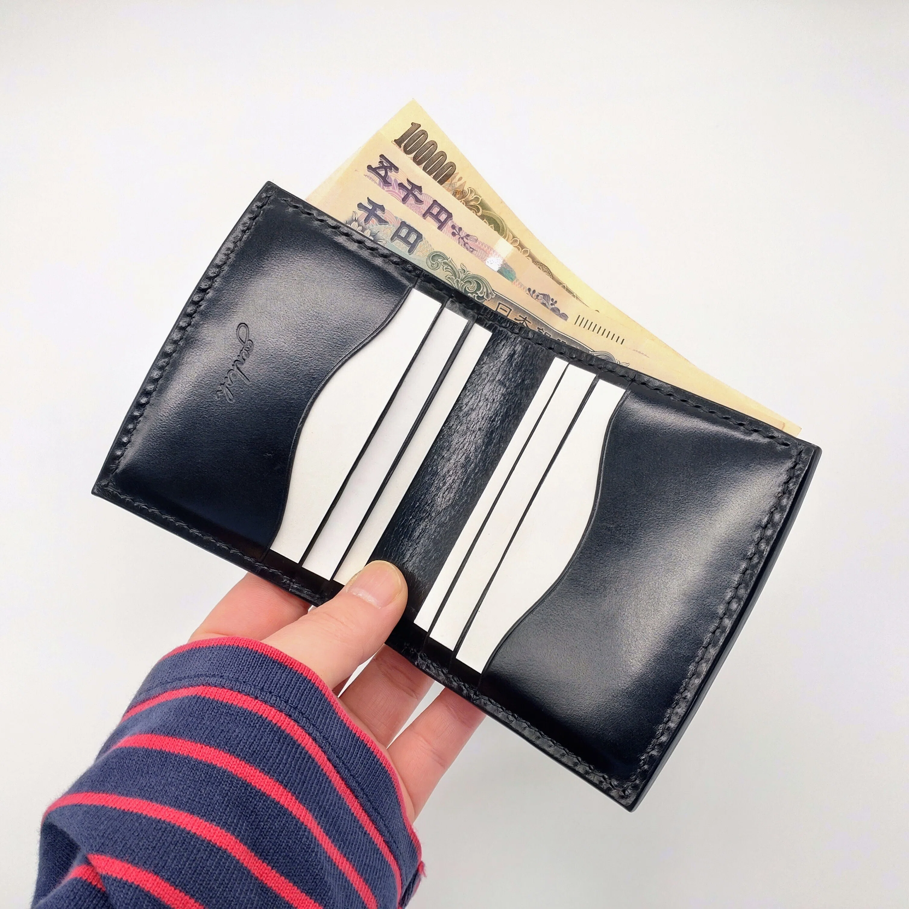 最小で最大限を持ち歩く コンパクトウォレット 本革財布 ゲンコウ