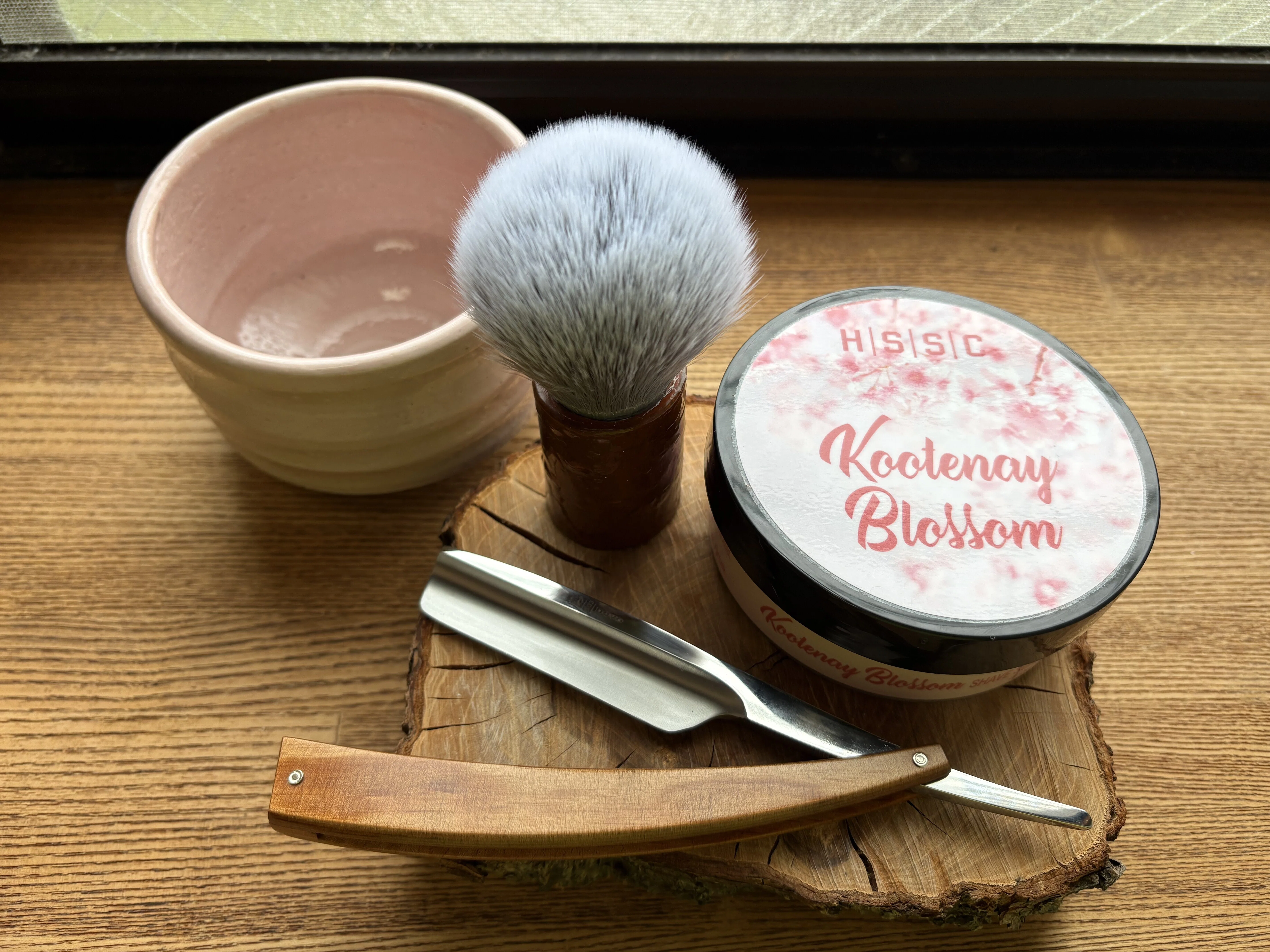 シェービングブラシ ウェットシェービングへのいざない Vol.99｜ezshaving