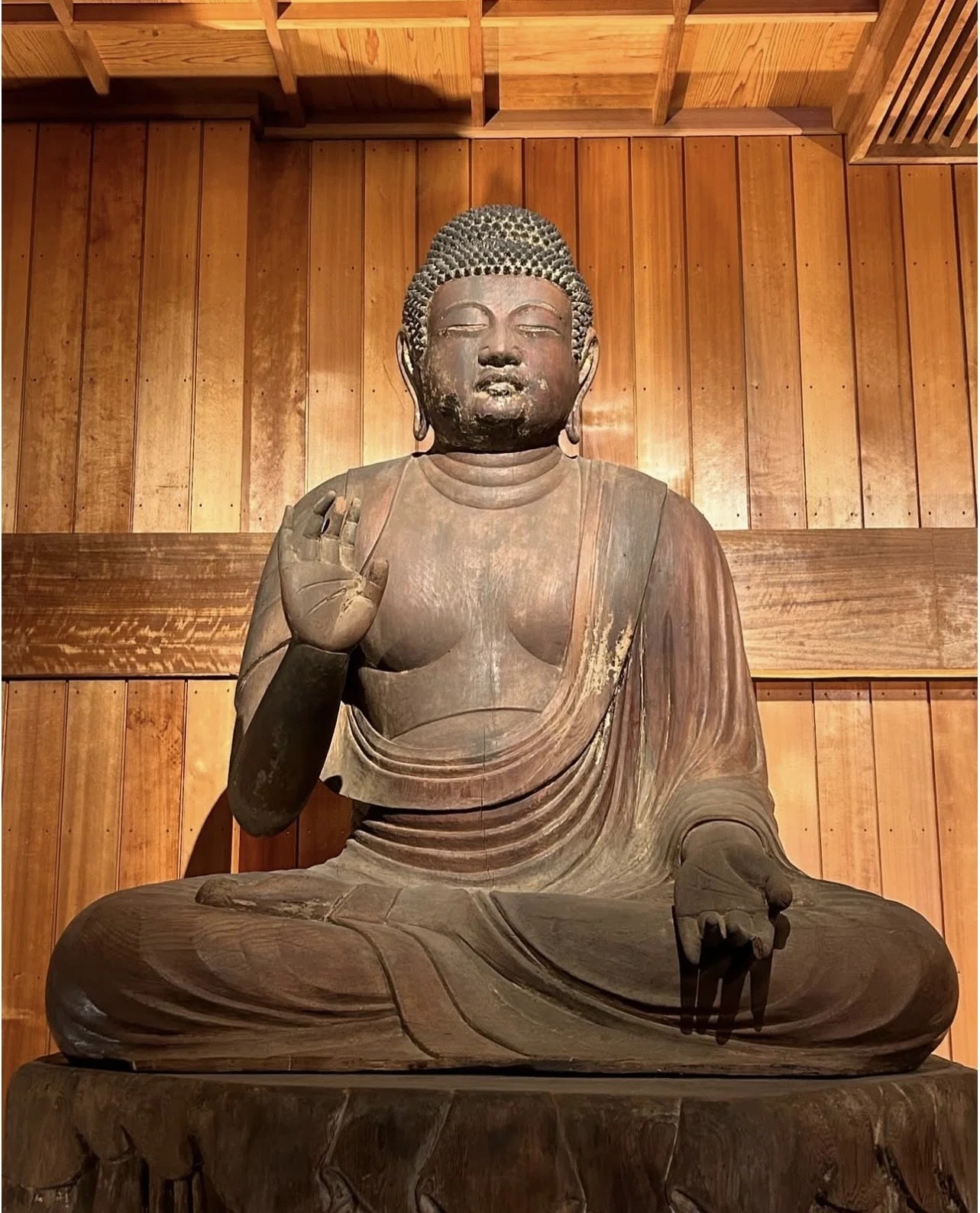 愛知】念願の抱き邪鬼体験と非公開仏像を堪能したスペシャルツアー｜仏