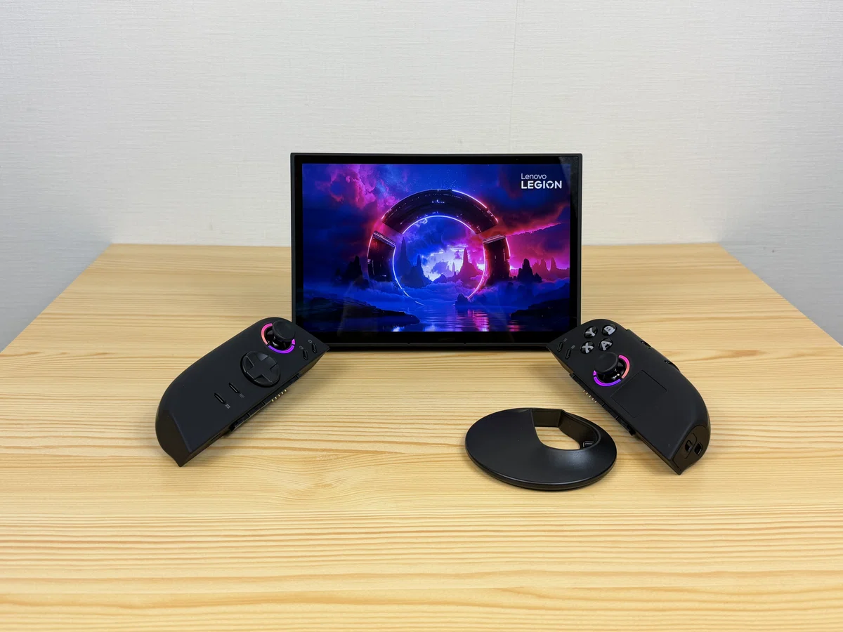 ハンドヘルドのLenovo Legion Go Gen 2レビューしたけど、コレ重たくね 