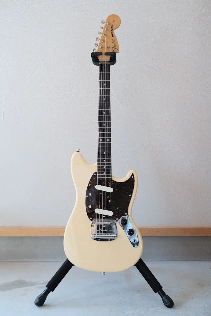 実写レビュー】ムスタングに惚れる｜Fender Japan MG69 を細部まで写真