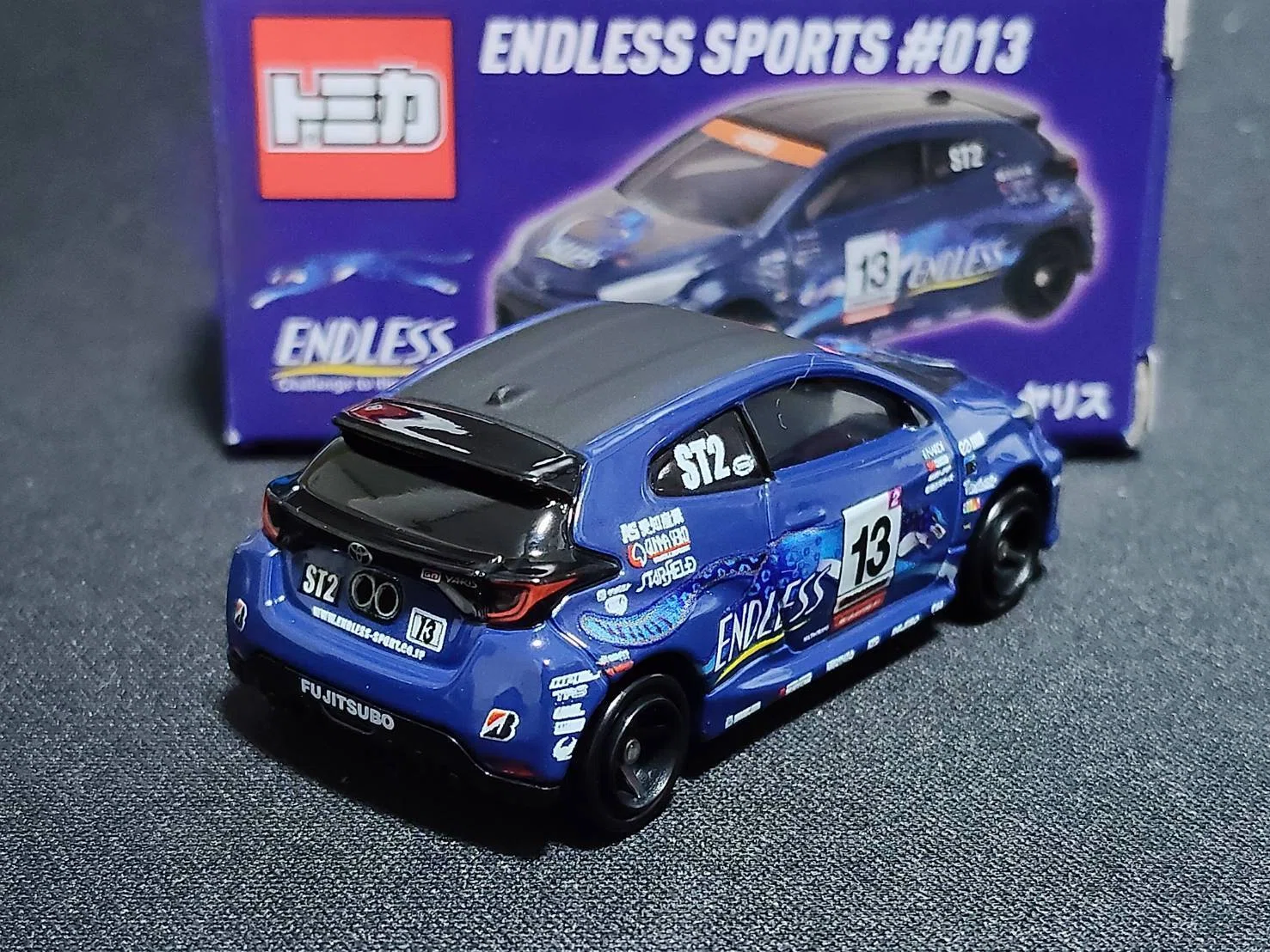 サポルト特注トミカ『ENDLESS SPORTS』GR86＆GRヤリス｜岡田衛