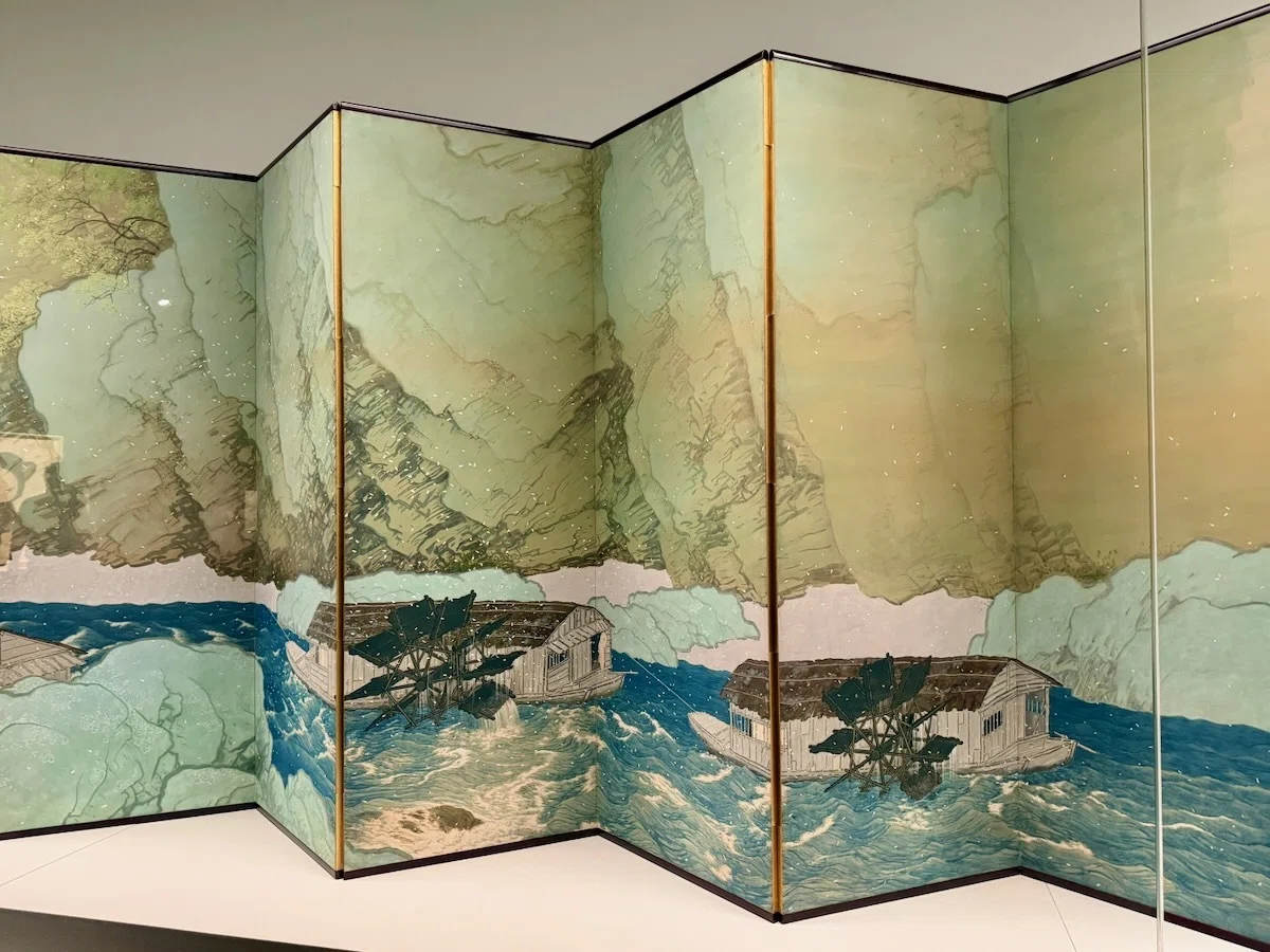 【模写】【複製】工芸画　川合玉堂　谿村春晴図　穏やかな季節の移ろい　Z182 行く春》川合玉堂 MOMATコレクション 東京国立近代美術館｜kaji