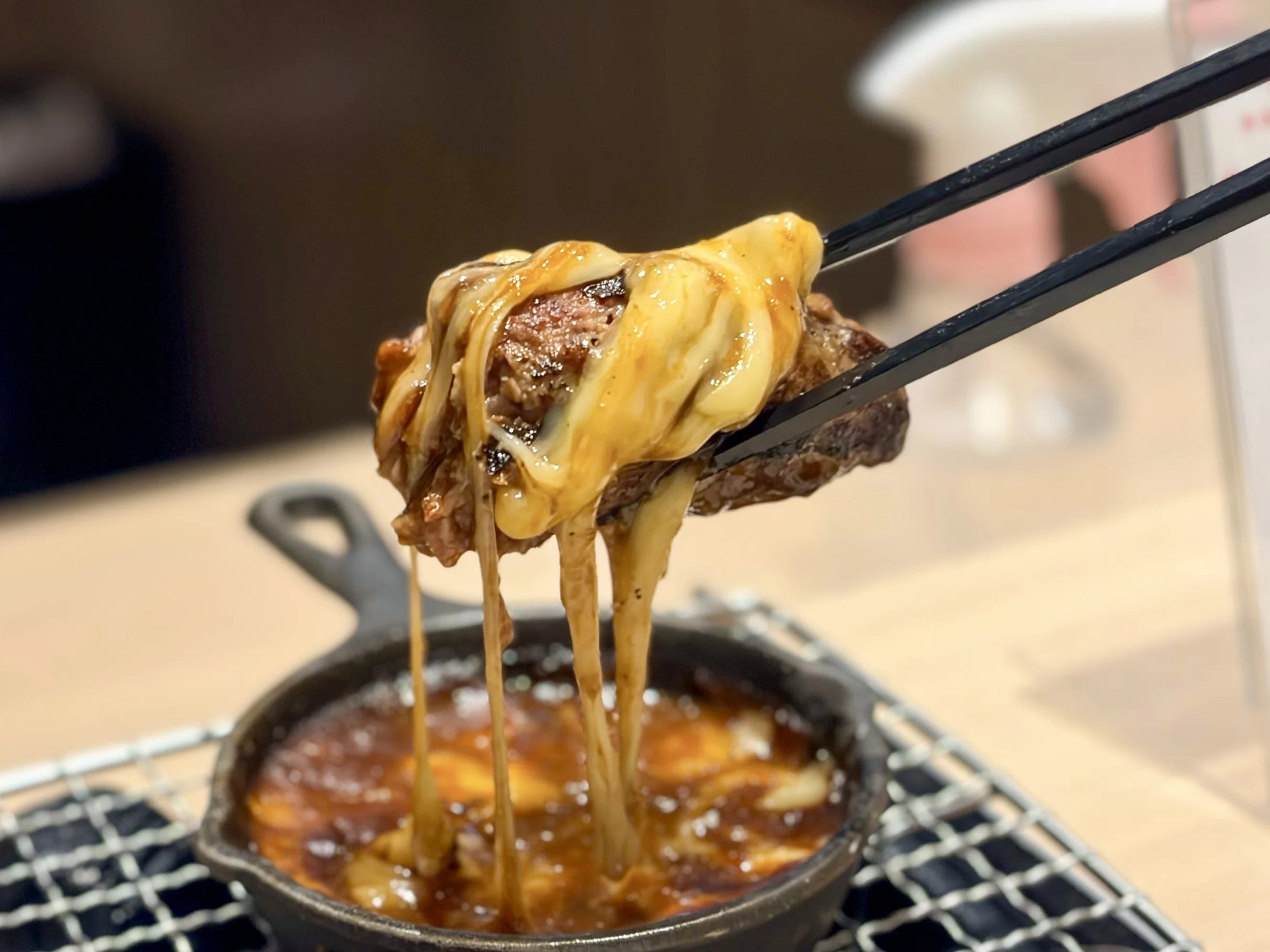 牛タンハンバーグの