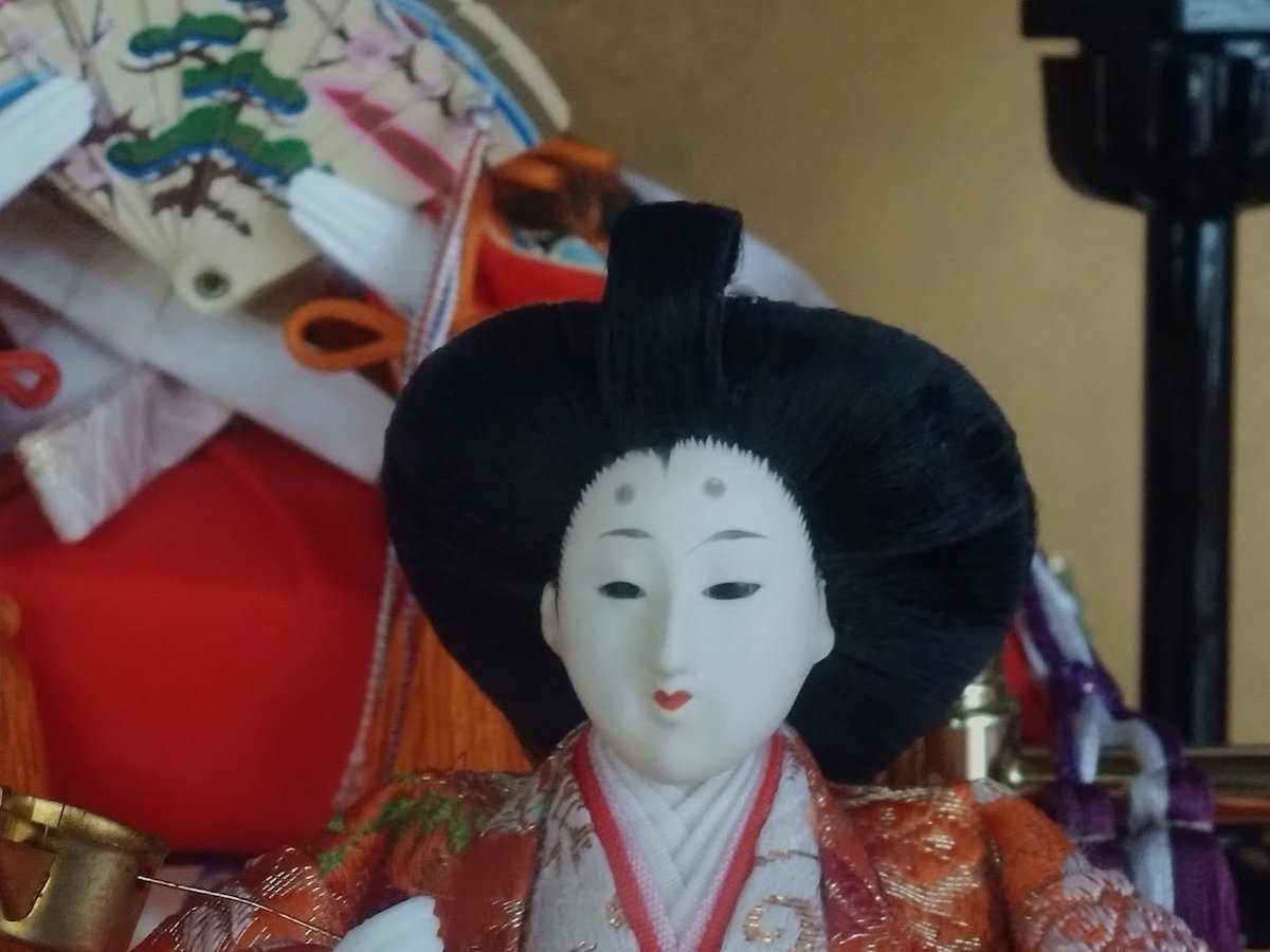 「妹の市松人形」（ひなケースの三人官女もね…）｜ryuko