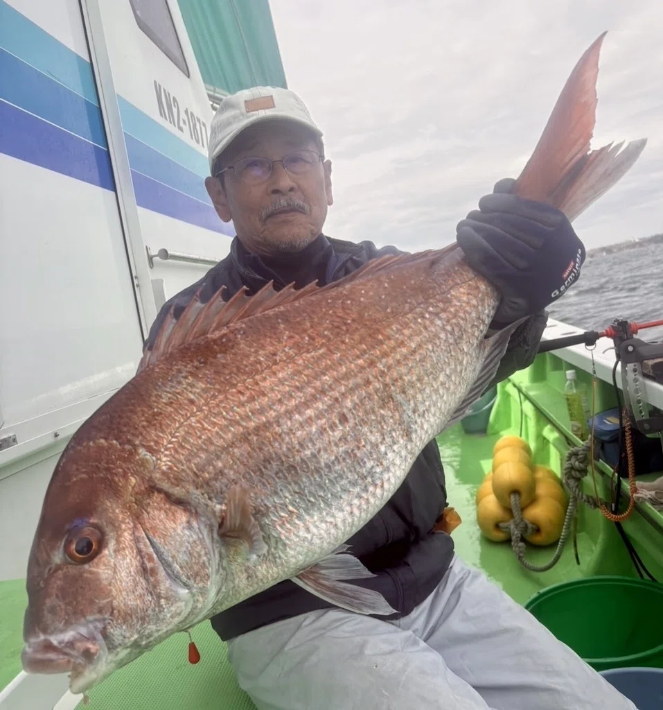 マダイ】最大4.8kg、さらに2.5kg！【泳がせ】5.7kgの特大ヒラメが