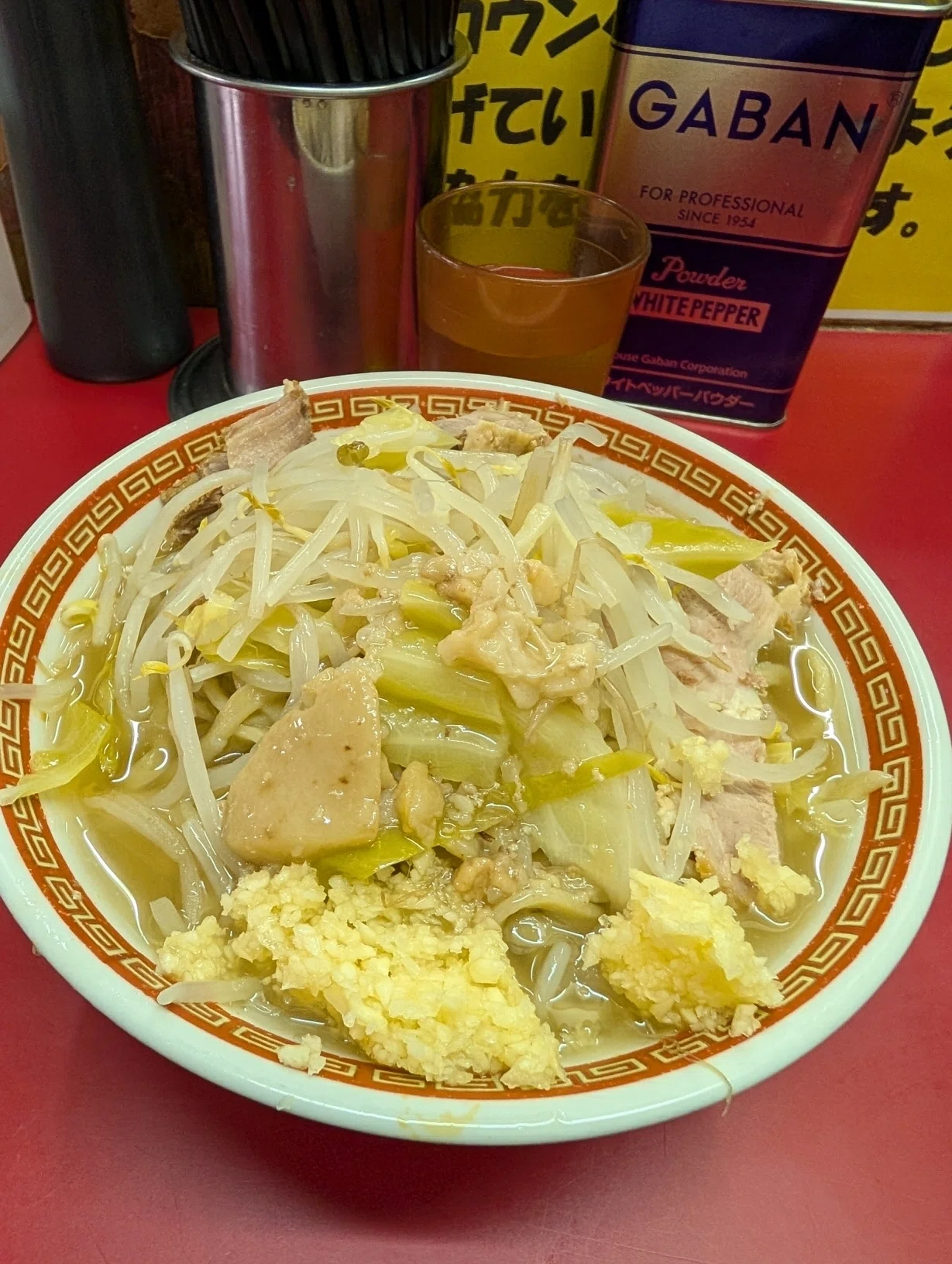 ラーメン】ラーメン二郎目黒店（目黒）｜まんこい社長＠奄美大島