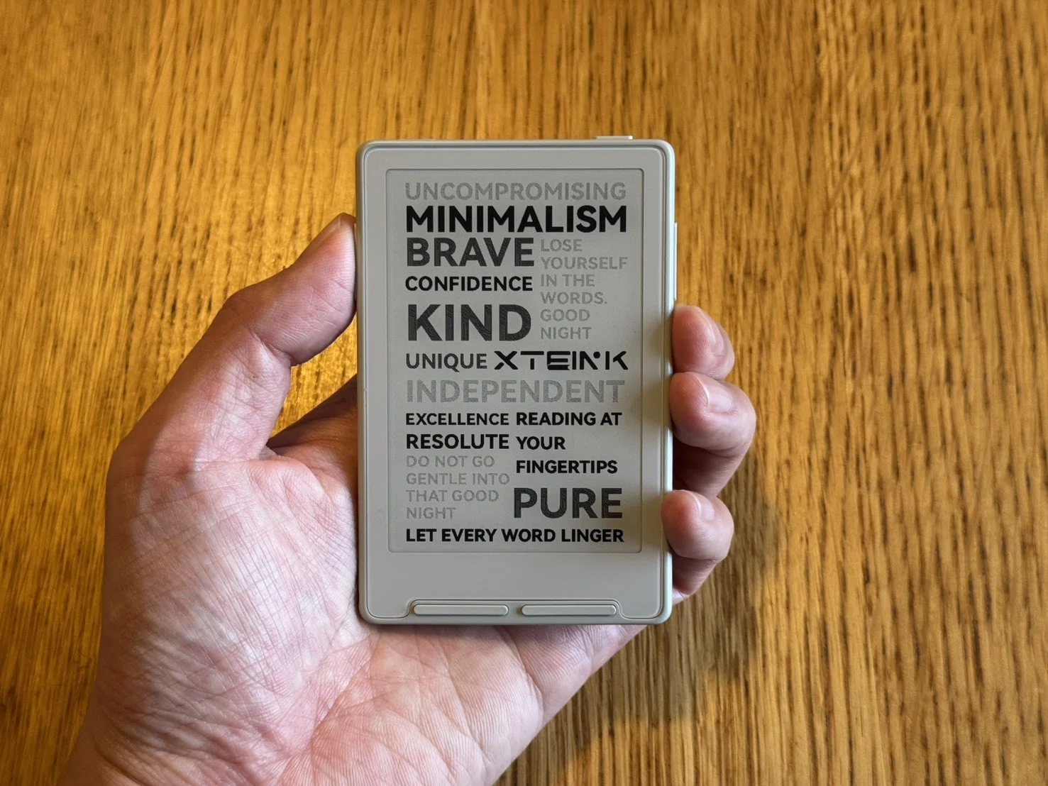 Xteink X3 Review Part 1 | A bookshelf the size of a business card