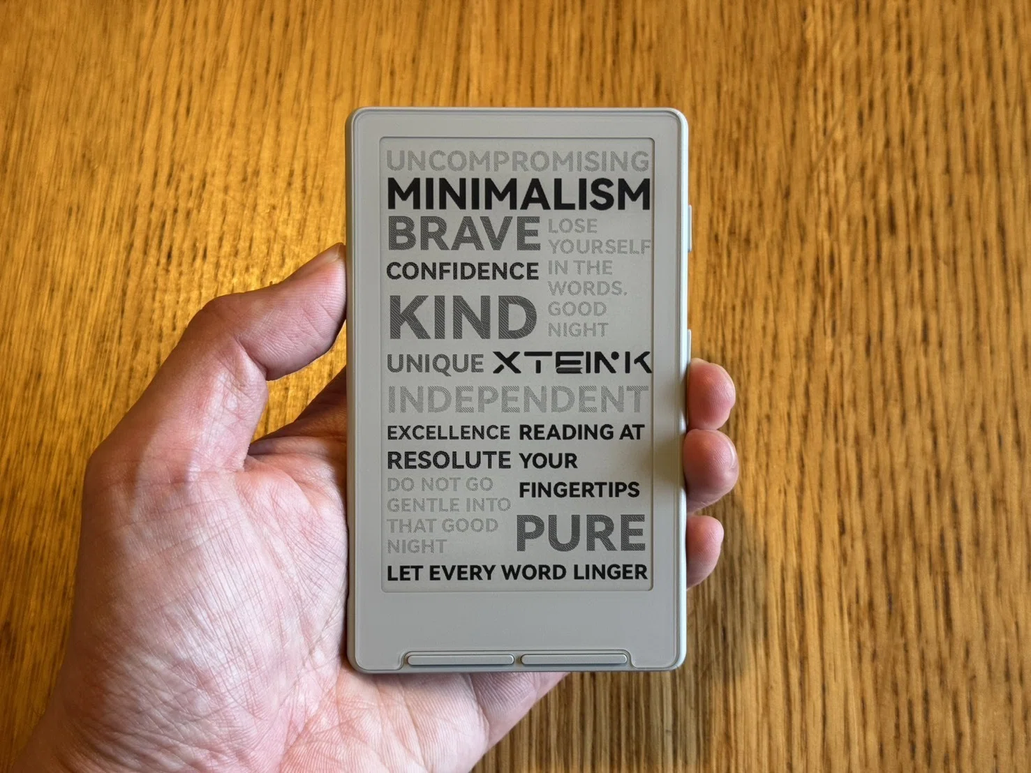 Xteink X3 レビュー①｜名刺サイズの本棚、届きました｜Xteink Note