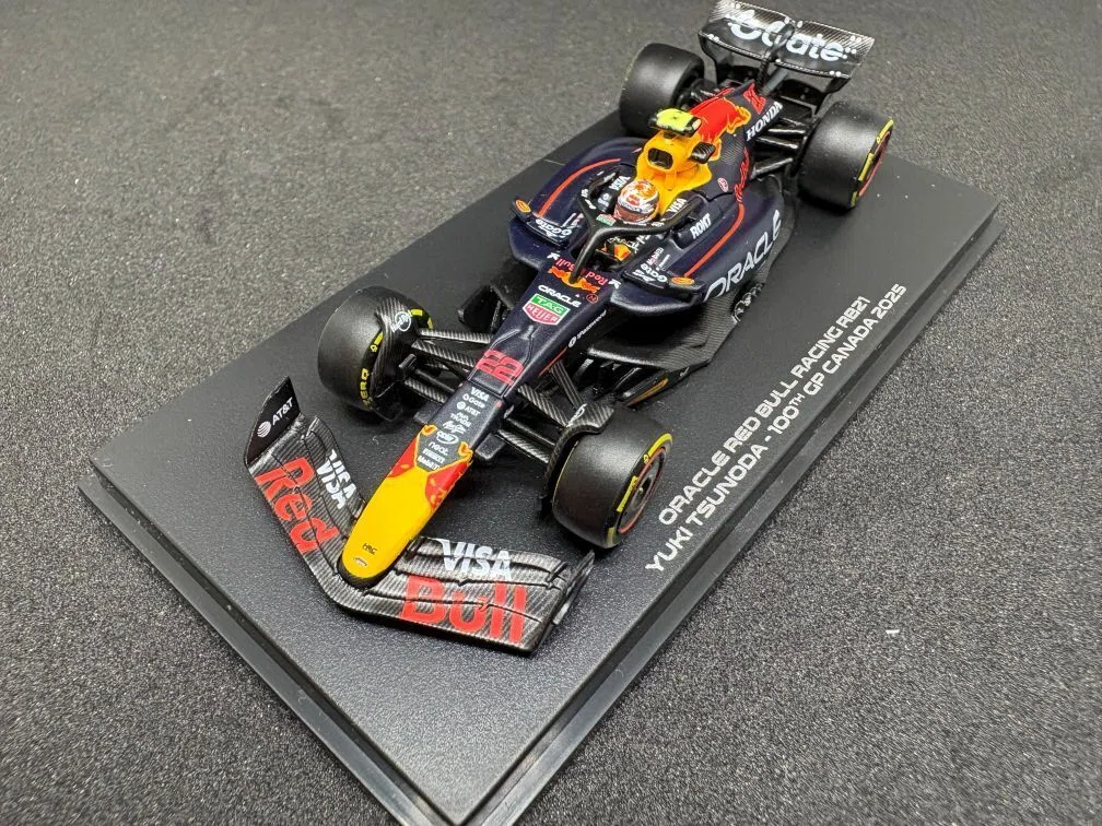 ミニチャンプス 1/64 オラクル レッドブル レーシング RB21 角田裕毅