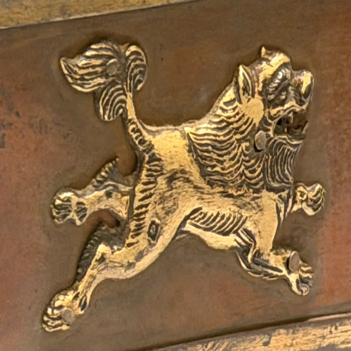 鎌倉時代の獅子の意匠と、そこから見る古金工目貫について｜刀箱師の