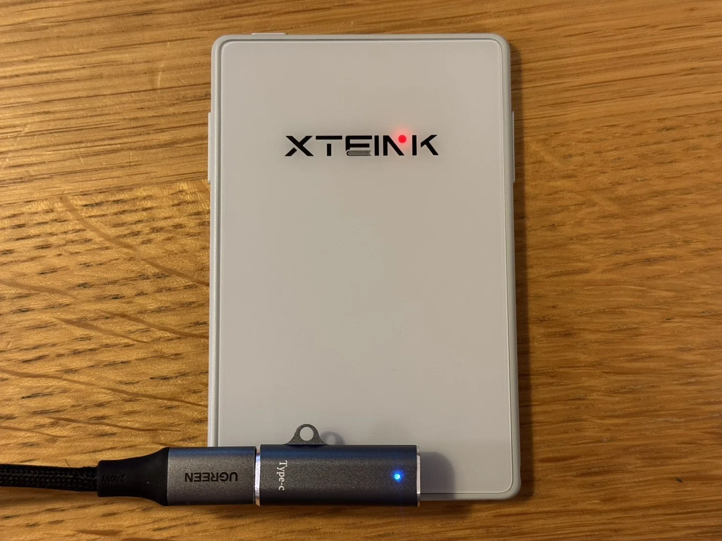 Xteink X3 Review Part 1 | A bookshelf the size of a business card