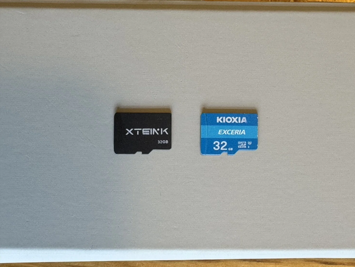 Xteink X3 レビュー①｜名刺サイズの本棚、届きました｜Xteink Note