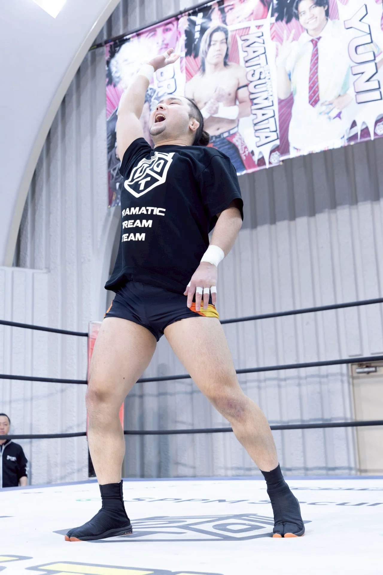 なぜ私と平田さんがメイン？4月9日DDT上野大会写真で妄想回顧録｜男色