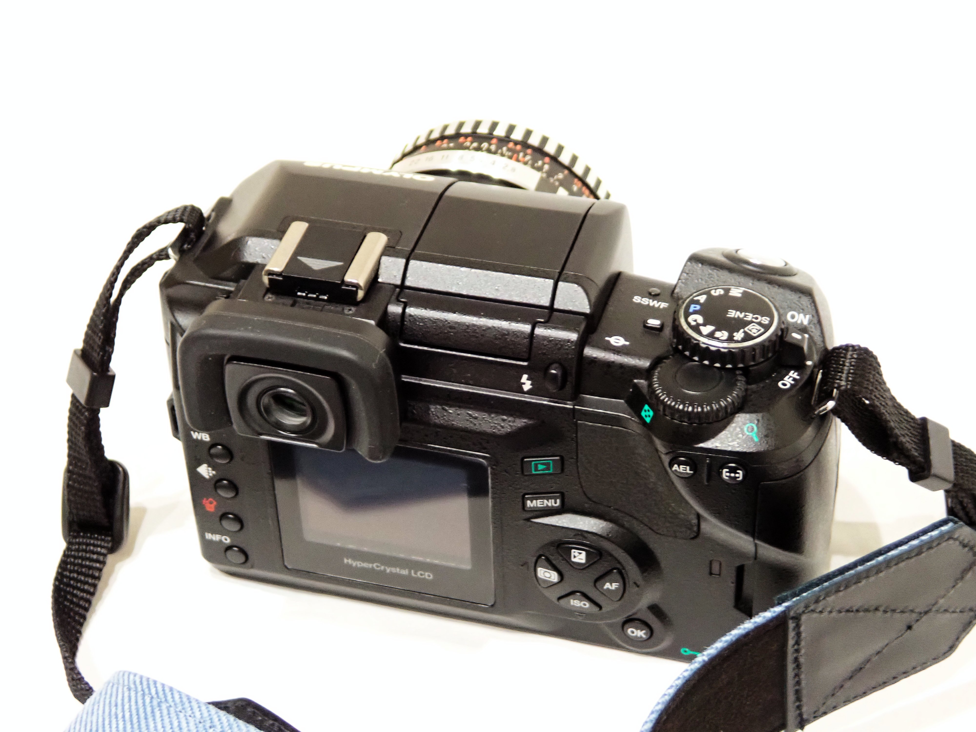 OLYMPUS E-300 縦グリップ付き（希少品） ♯22【4/3】三度目の正直（二度あることは三度あるとも…）OLYMPUS E