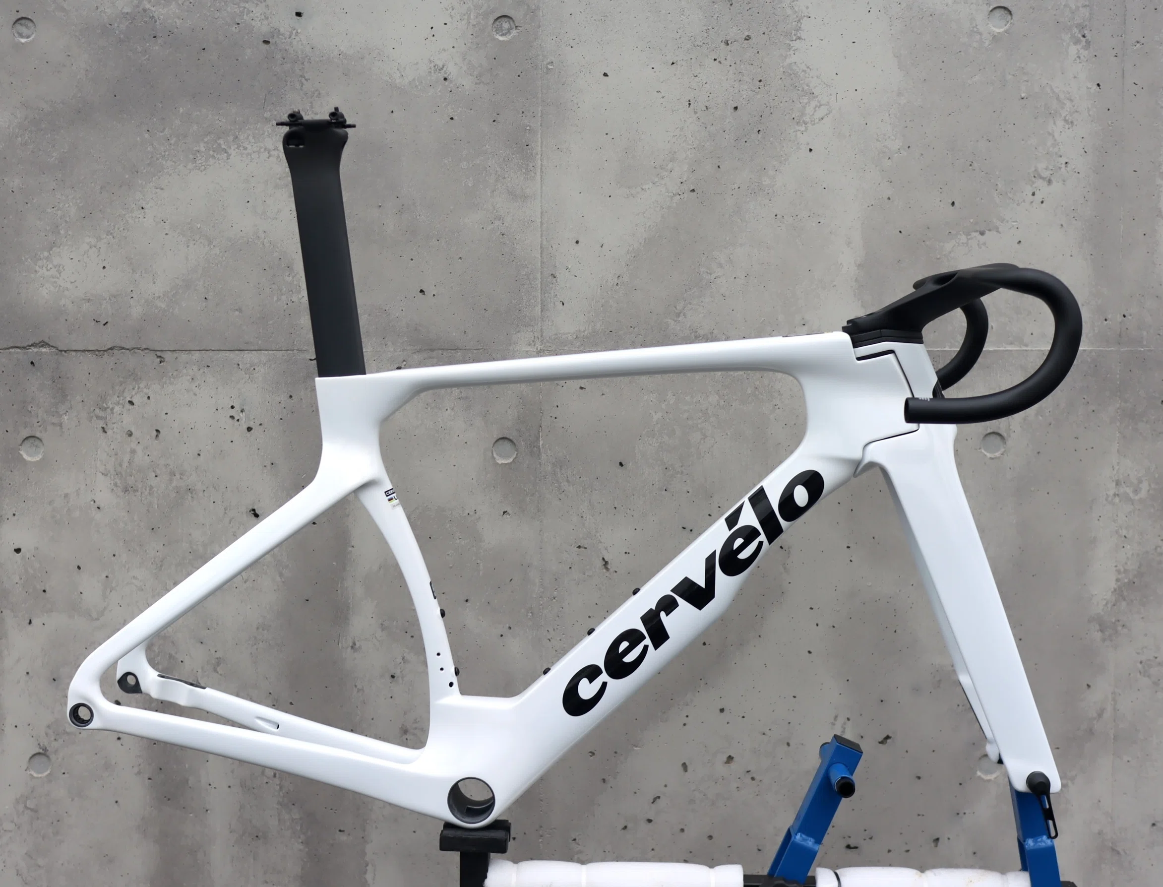 世界最速 Cervelo S5 フレームセット Lithiumカラー入荷 実測重量を