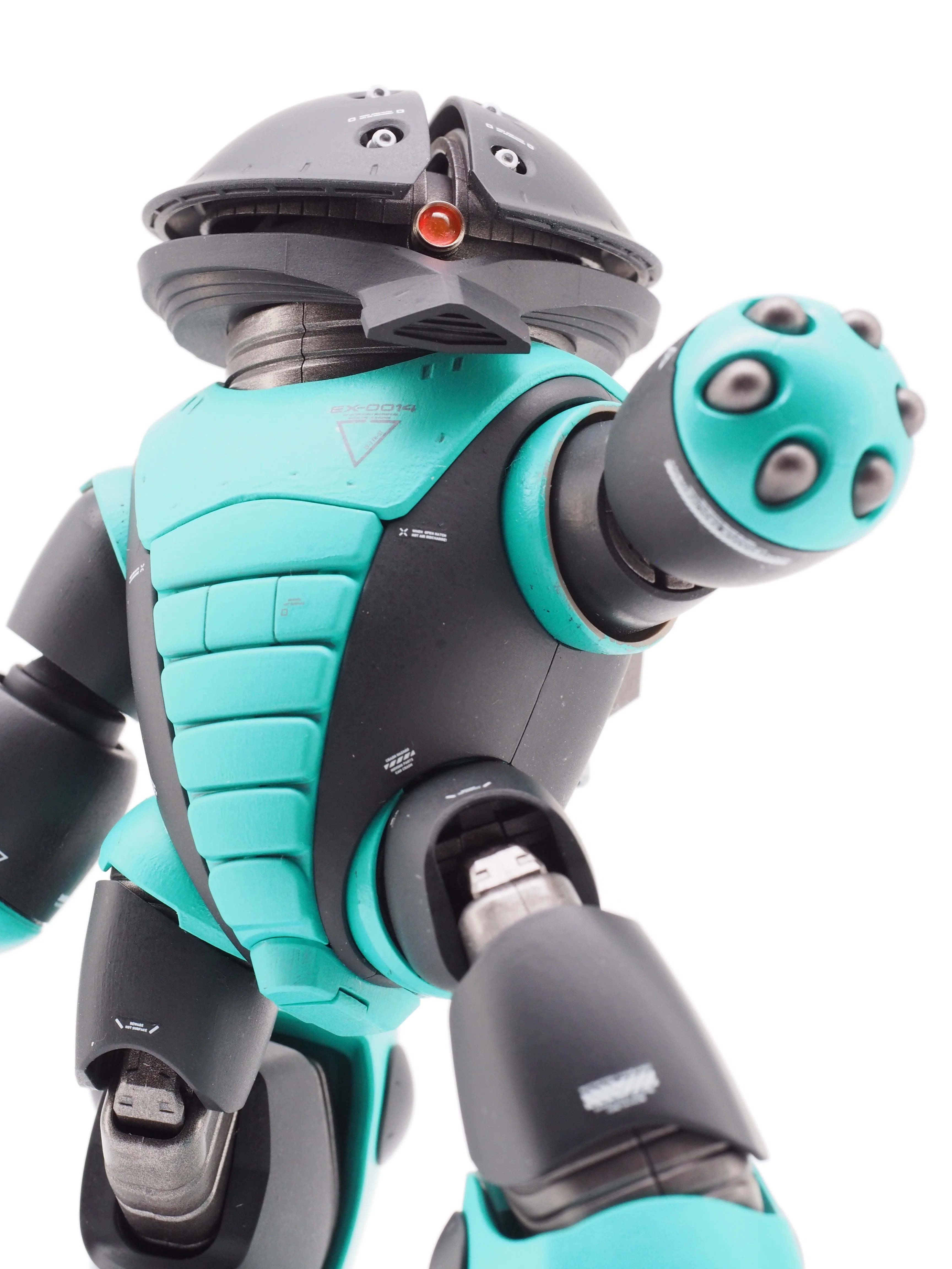 全塗装製作品 HGUC アッガイ / ガンプラ 完成品 筆塗り全塗装｜HGUCアッガイをオリジナルカラーで塗ってみた｜阿藤 根久