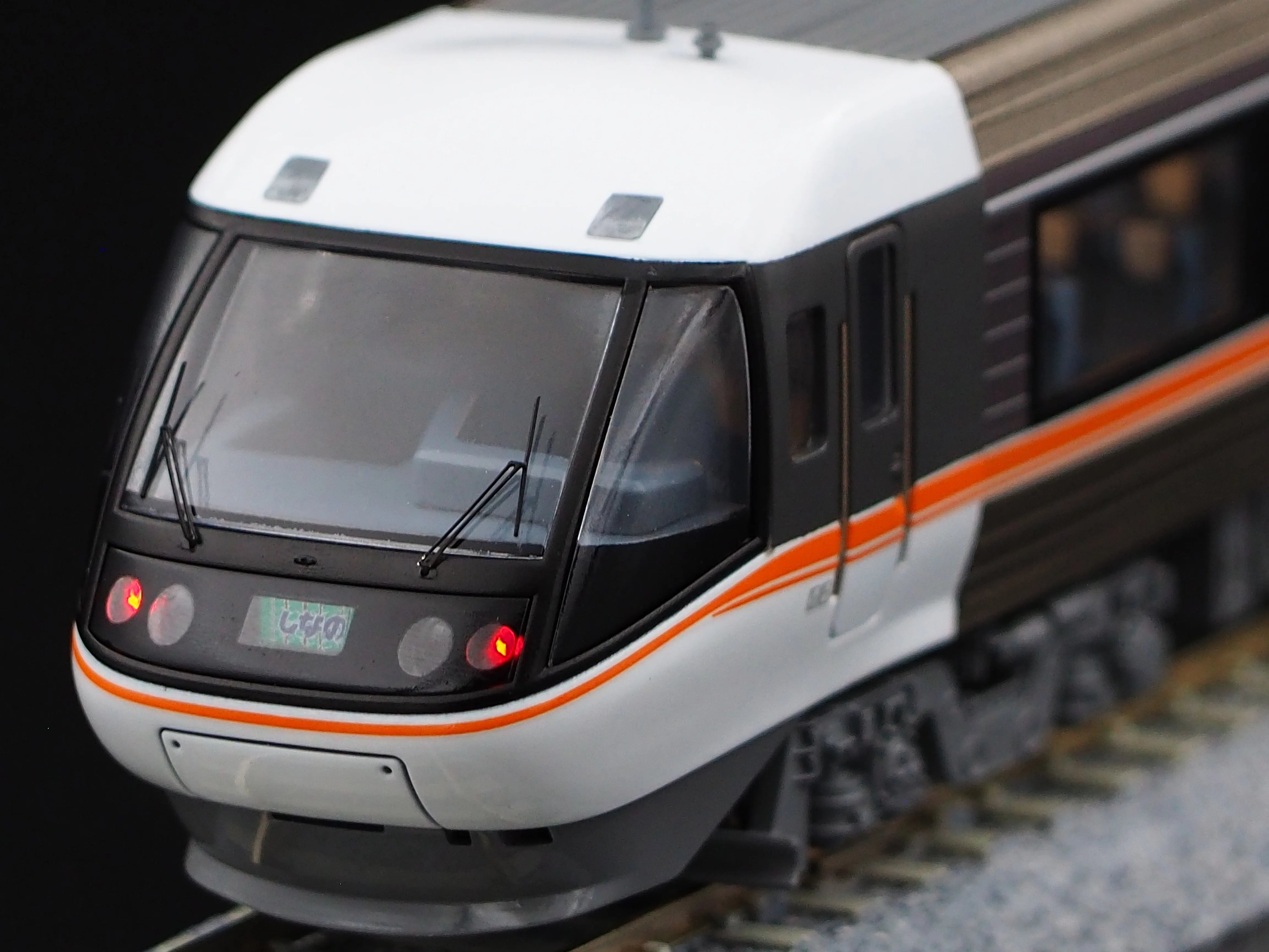 1/80 16.5mm JR東海383系特急型電車 クロ383-1 特急『しなの』｜日本平