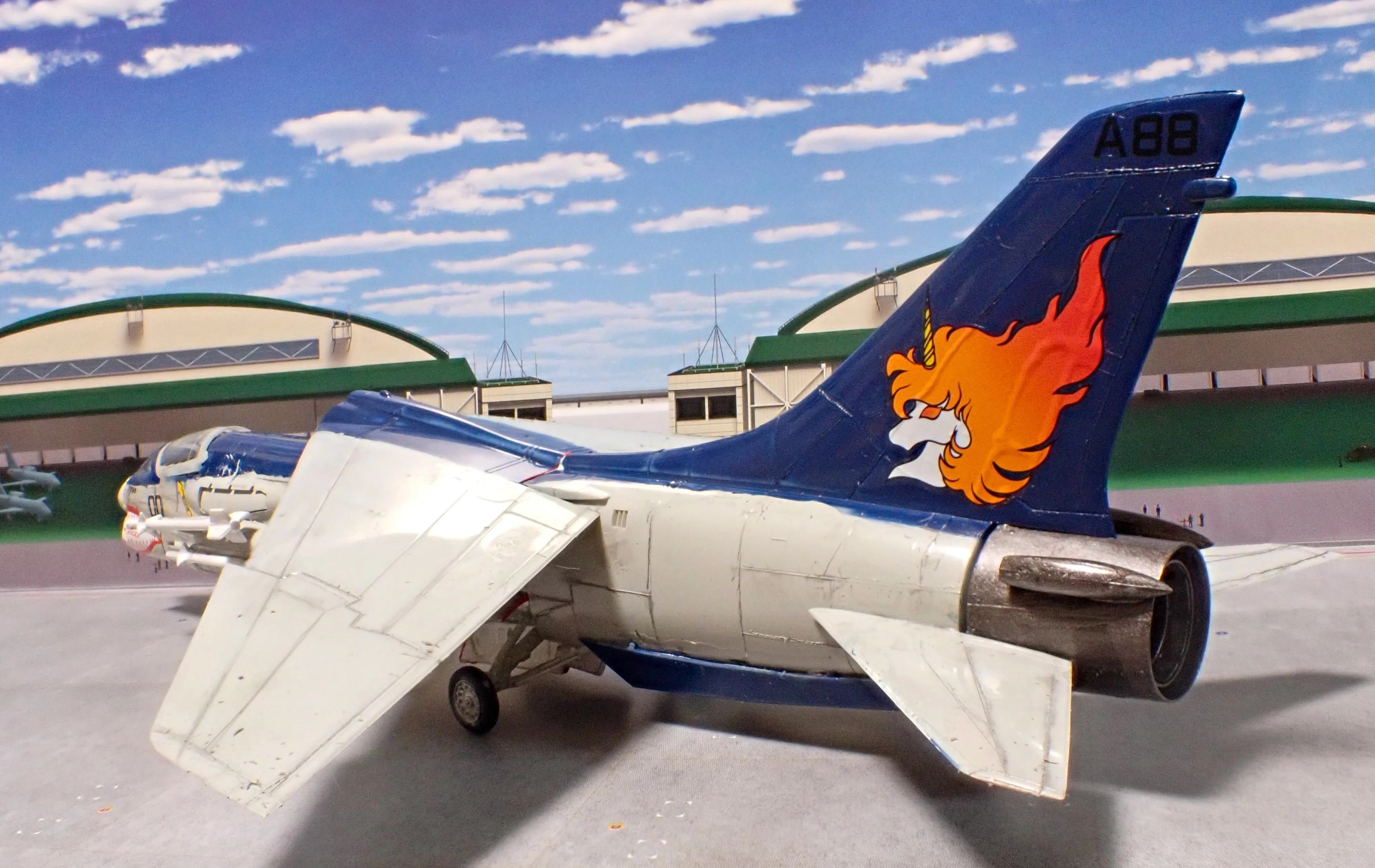 1/72 ハセガワ F8クルセイダー エリア88 風間真｜セるしうす