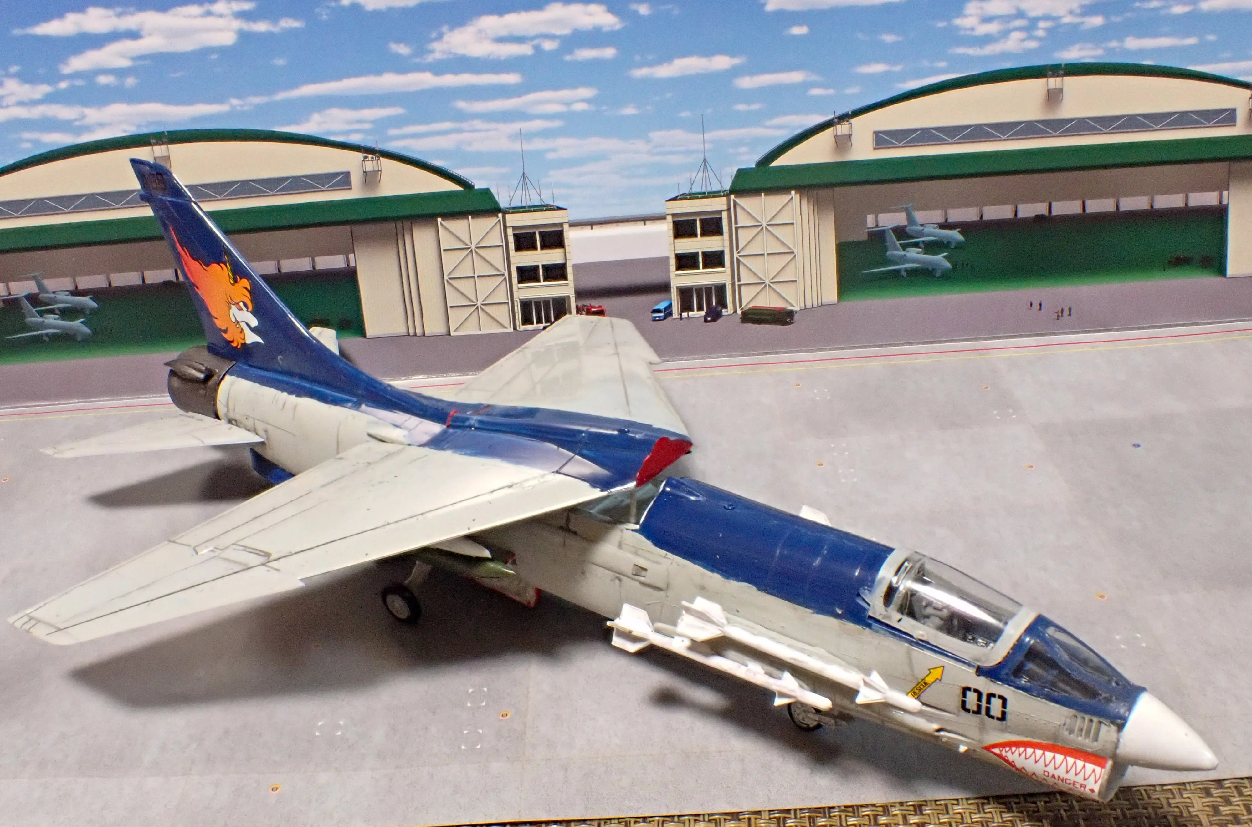 1/72 ハセガワ F8クルセイダー エリア88 風間真｜セるしうす