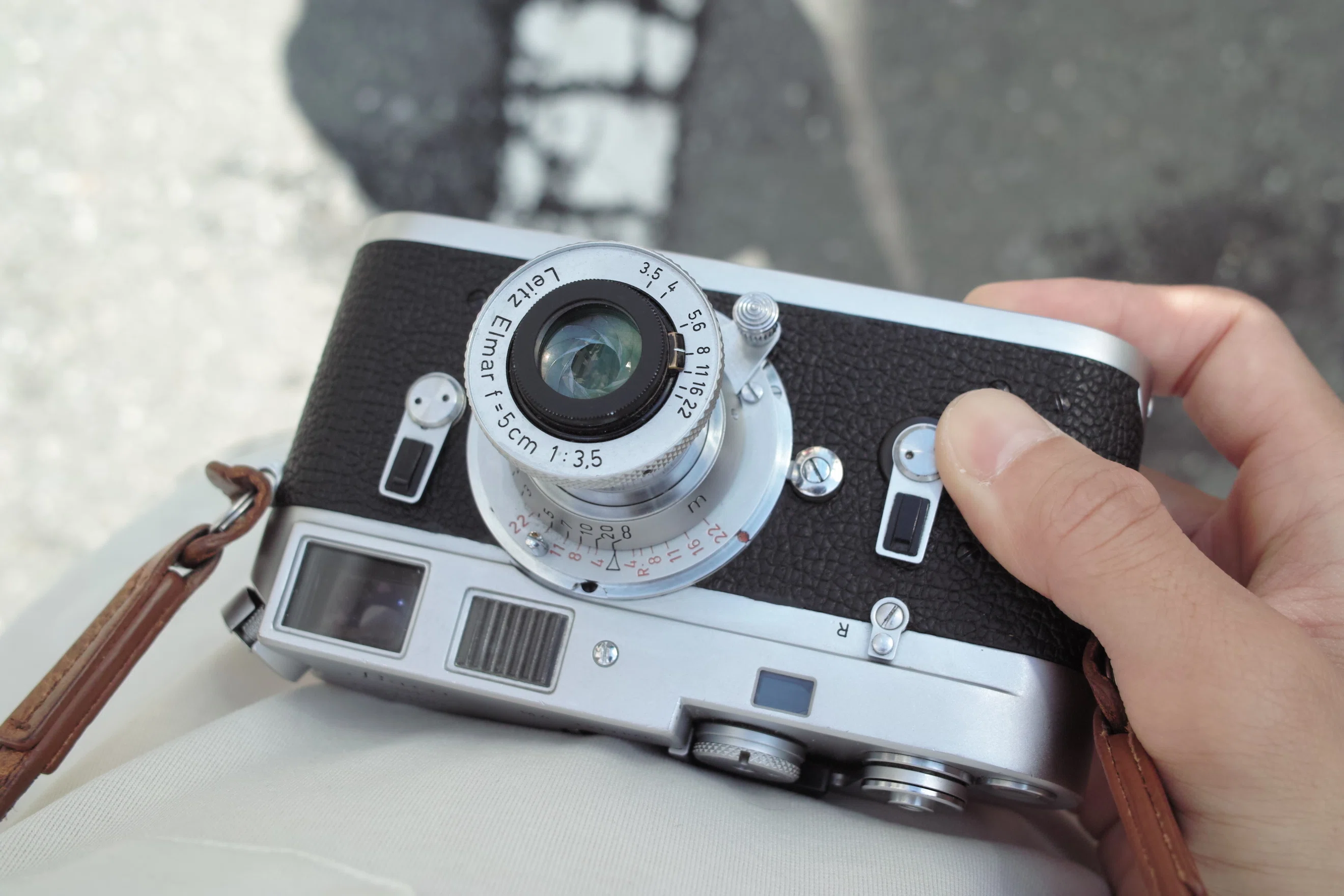 なぜ “赤” Elmar 50mm f3.5でなければいけないのか｜Tomoya Nakai