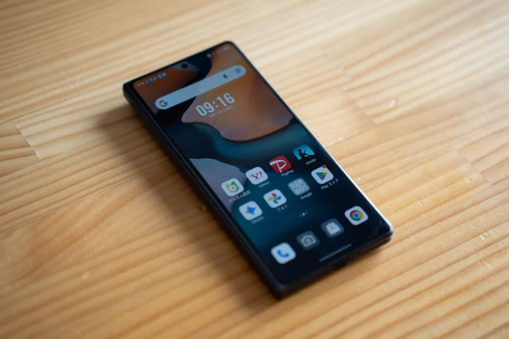 nubia Foldレビュー｜“破格”の折りたたみスマホが出色の完成度だった