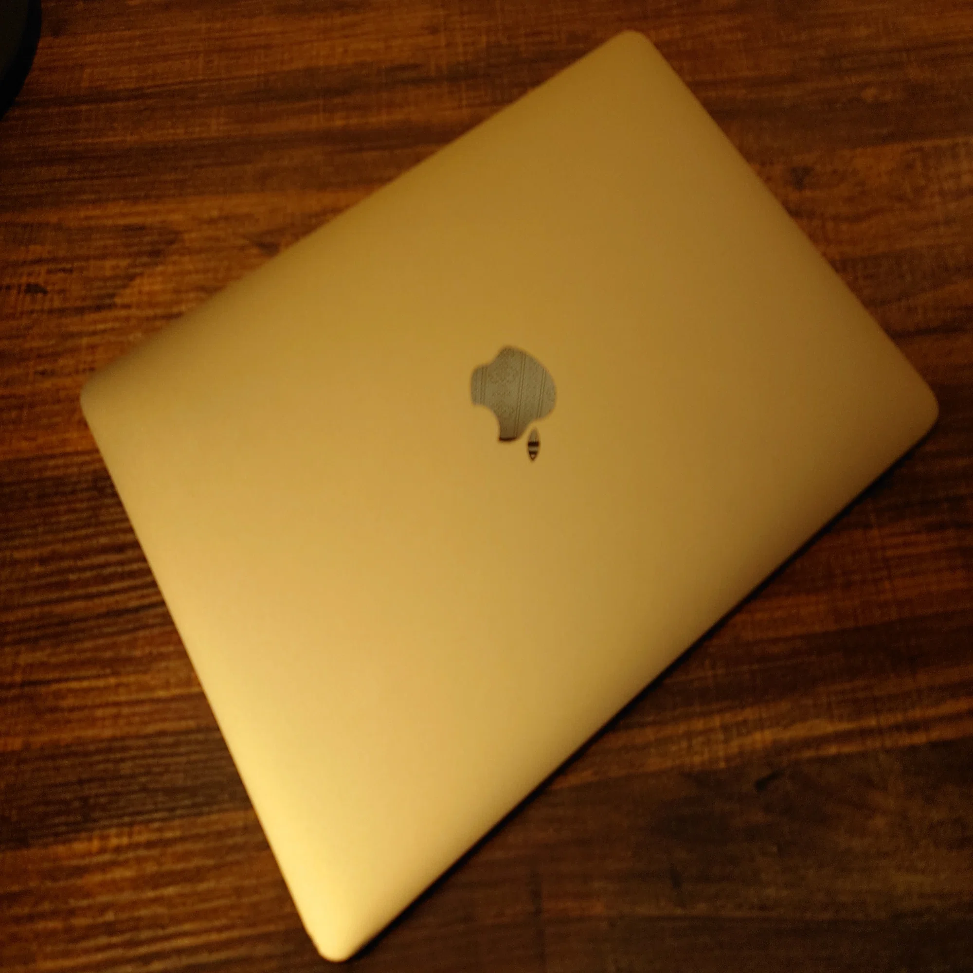 やってしまった]MacBook12インチを買ってしまった。からには見た目50 
