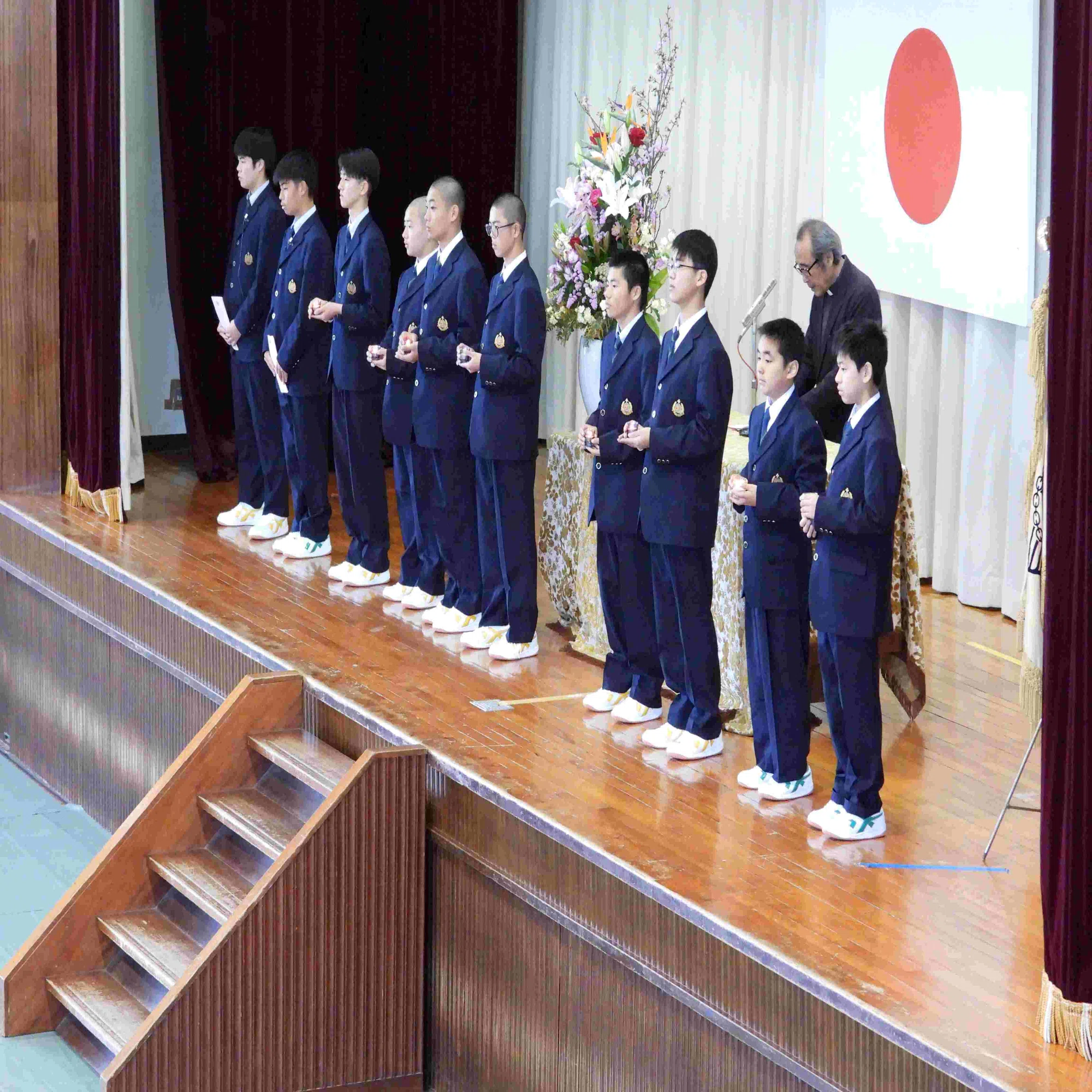 4月8日（水）、長崎南山中学校・高等学校の入学式が行われました 
