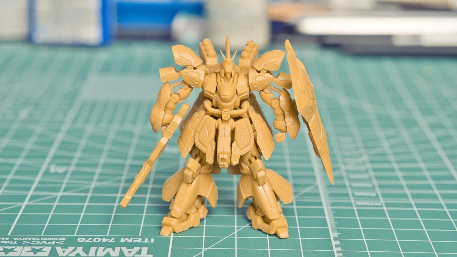 はじめてのサザビーは、まさかの“食玩”だった話― ガンダム