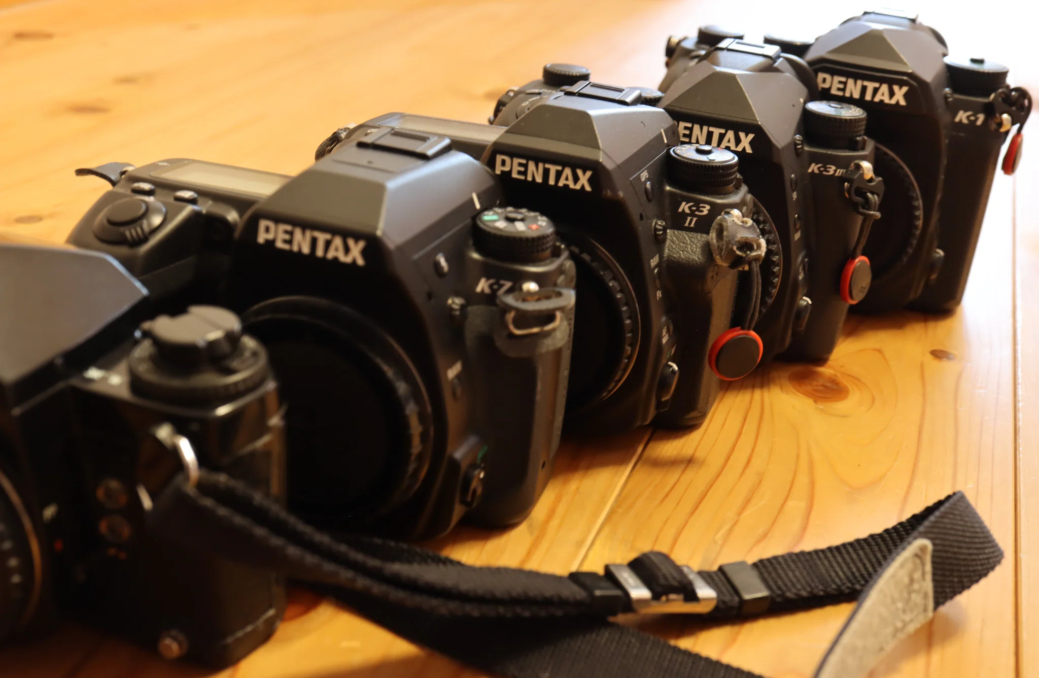 Pentaxの一眼レフたち｜MOR