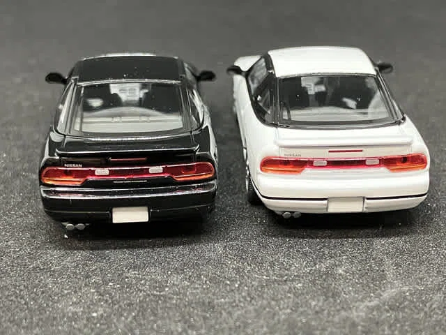 トミカリミテッドヴィンテージ NEO LV-N235b 日産180SX TYPE-Ⅱ（白